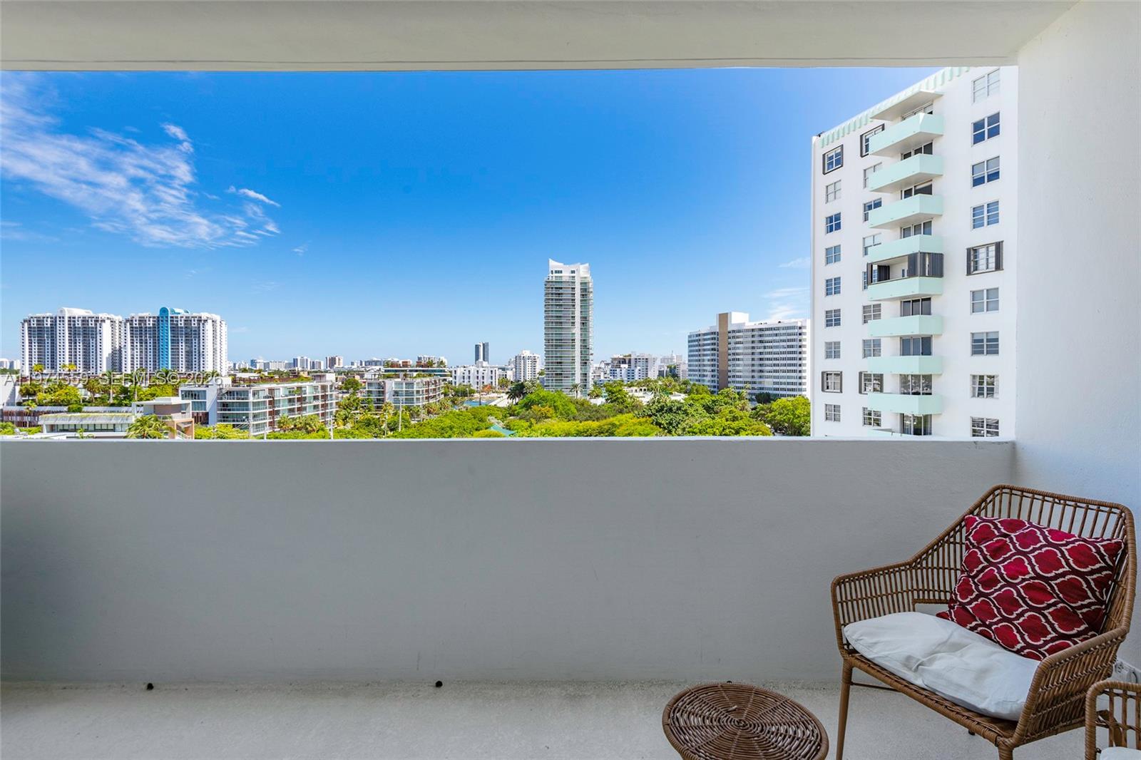 3 Island Ave # 09L