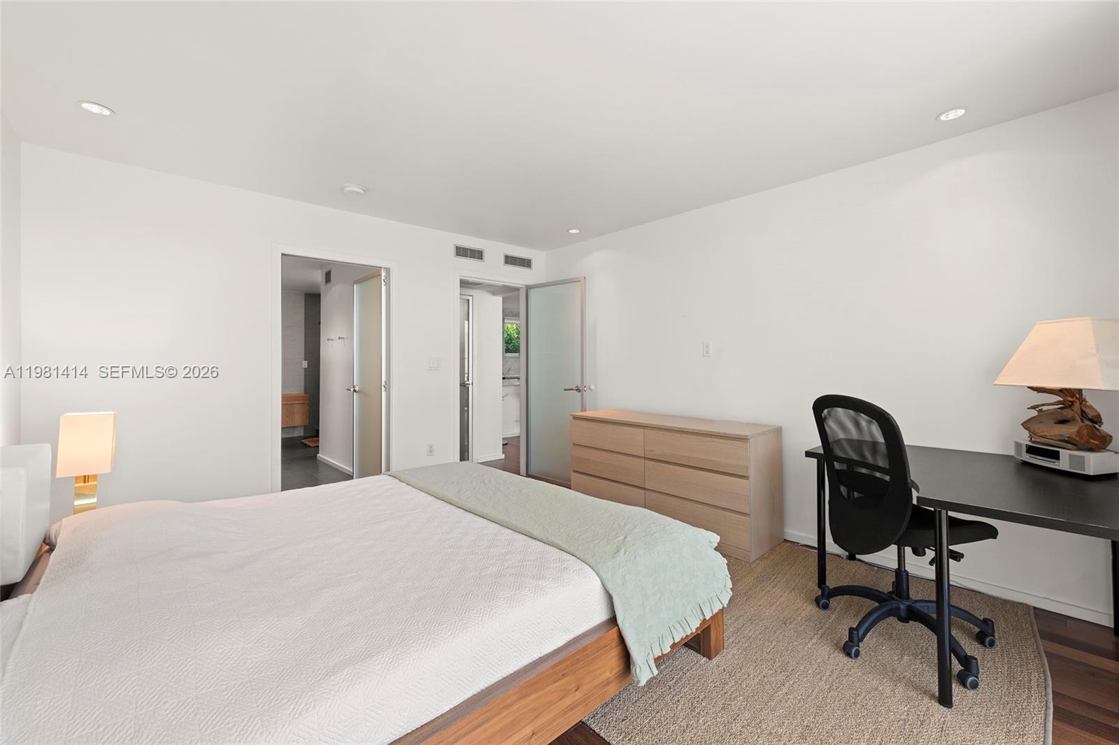 1601 West Ave # 202