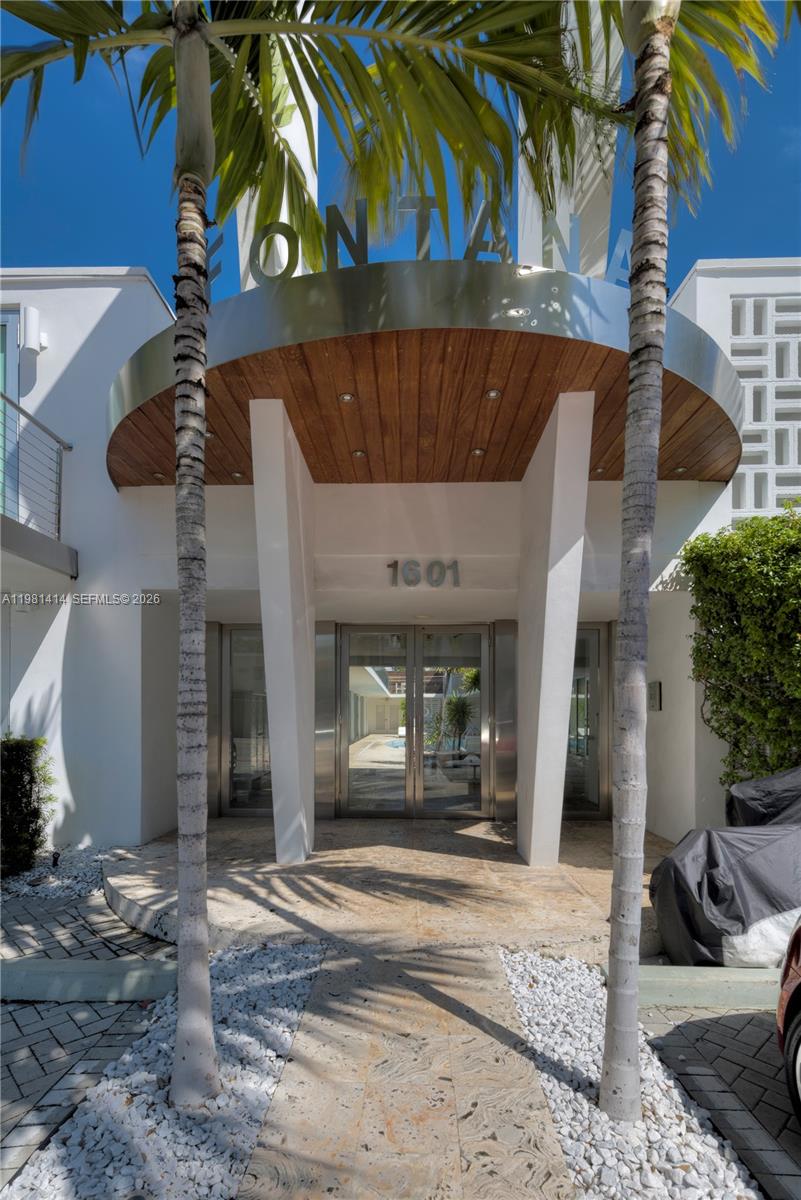 1601 West Ave # 202