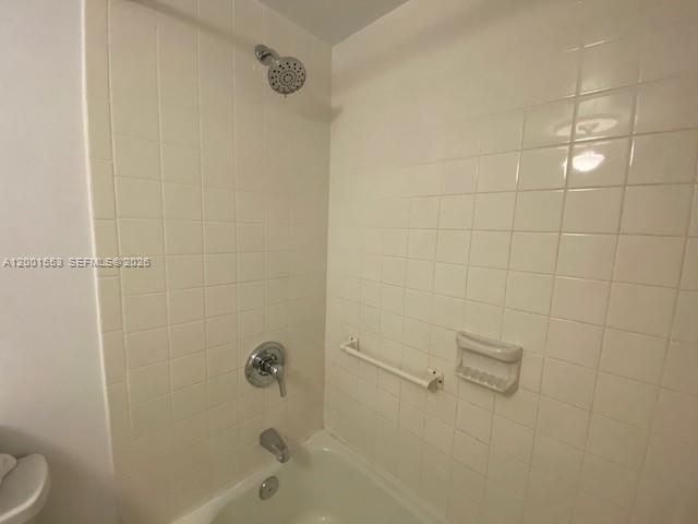 10834 N Kendall Dr # X13