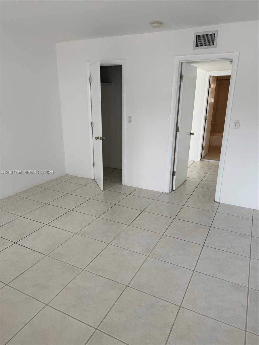 1441 Lincoln Rd # 306