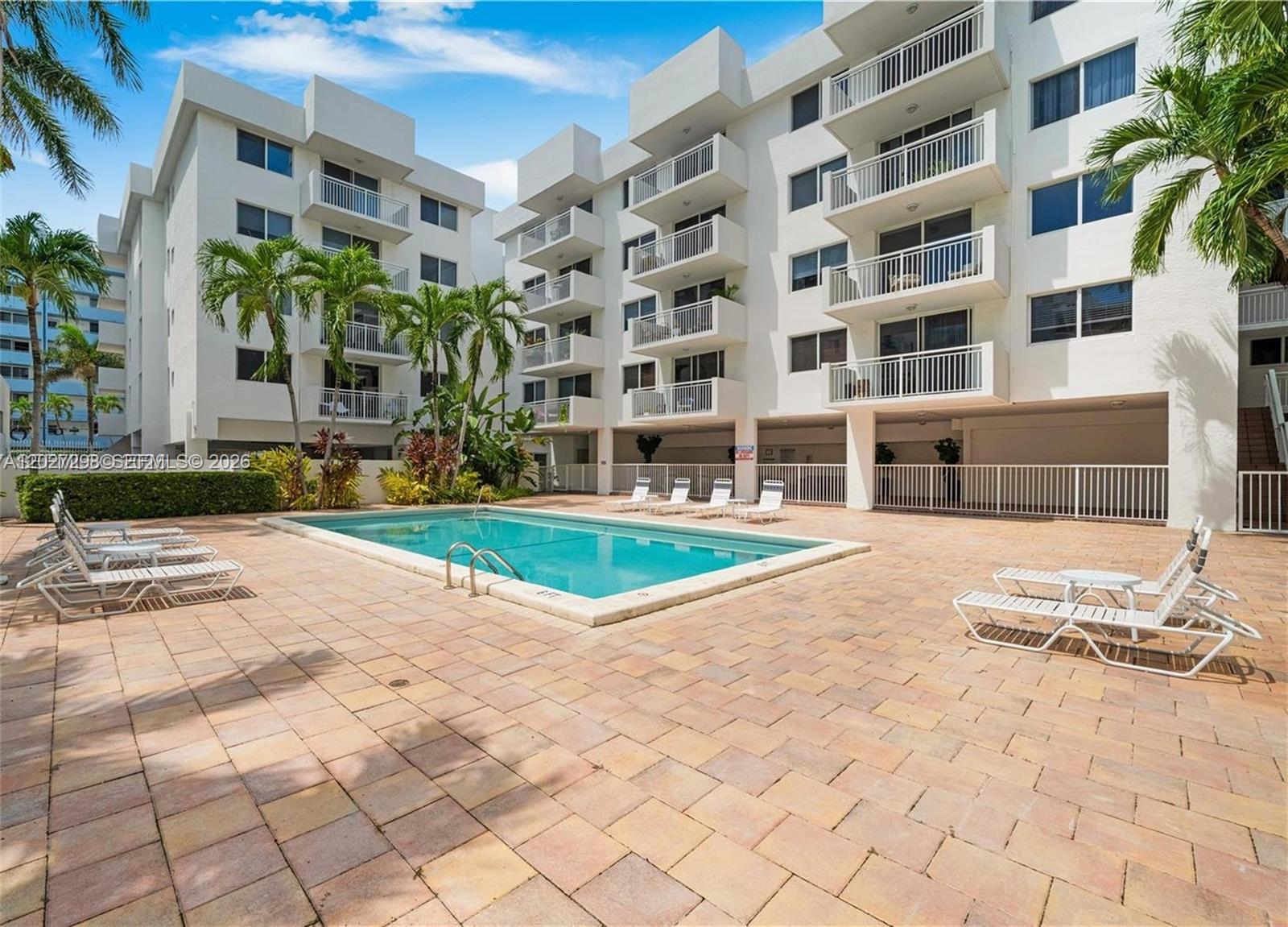 1665 Bay Rd # 322