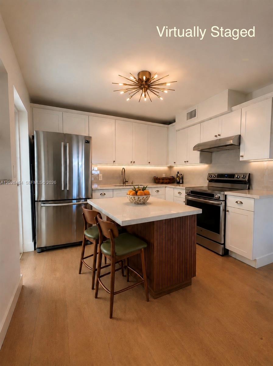 1400 Lincoln Rd # 301