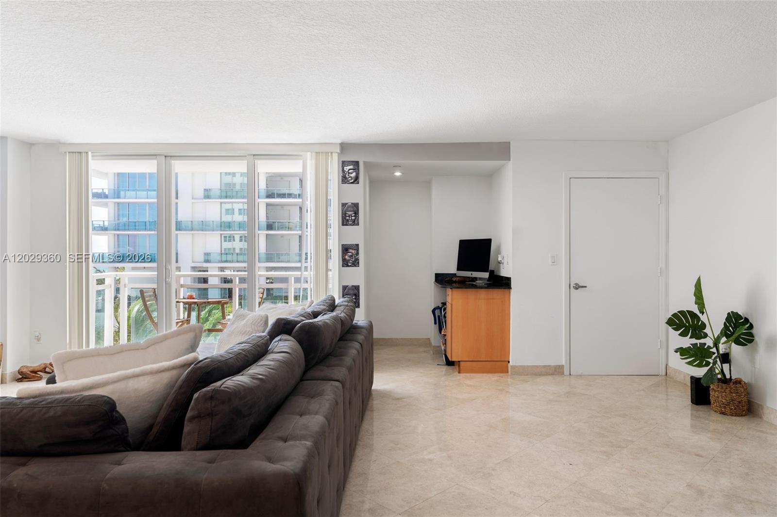 6917 Collins Ave # 607