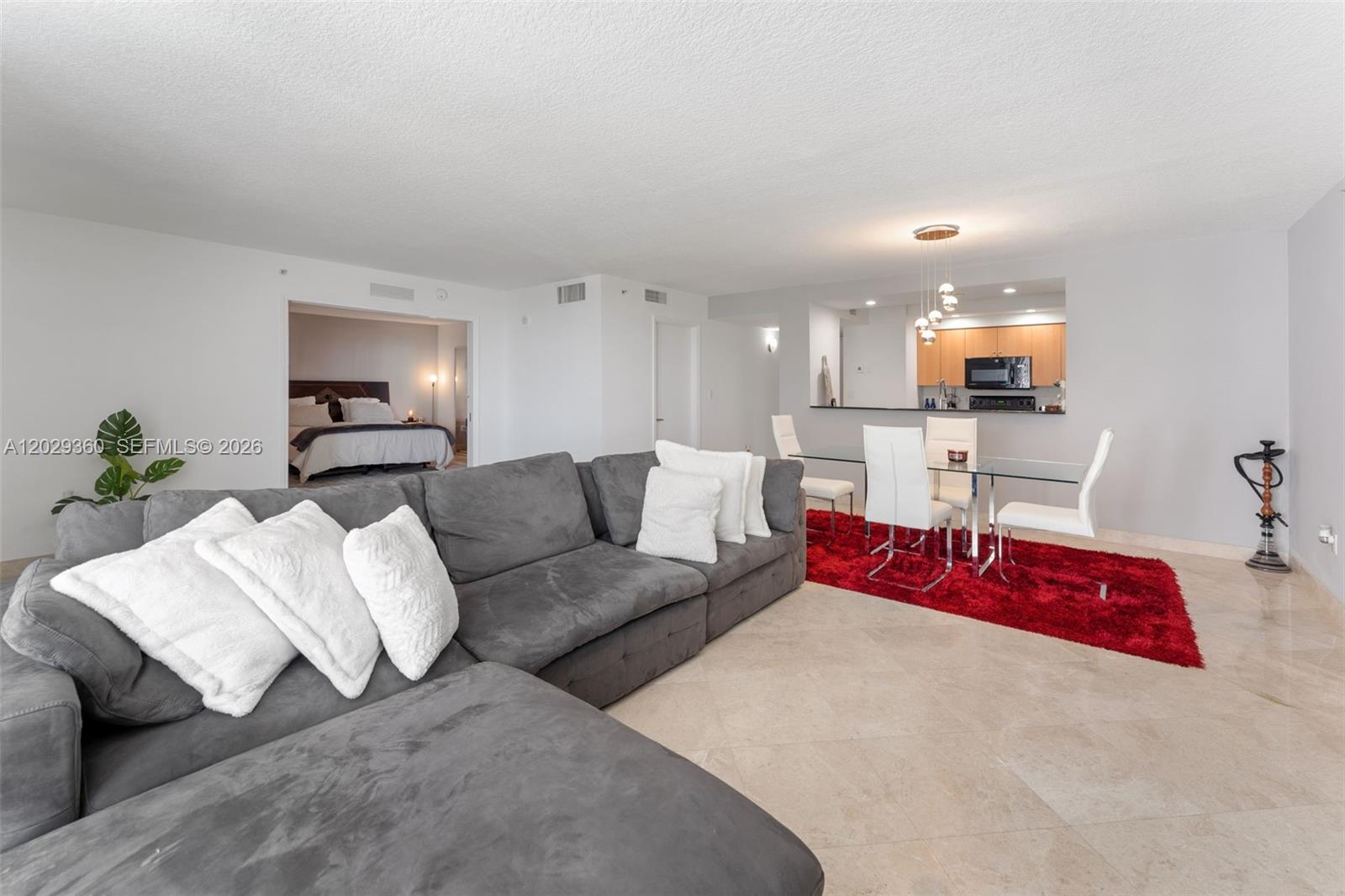 6917 Collins Ave # 607