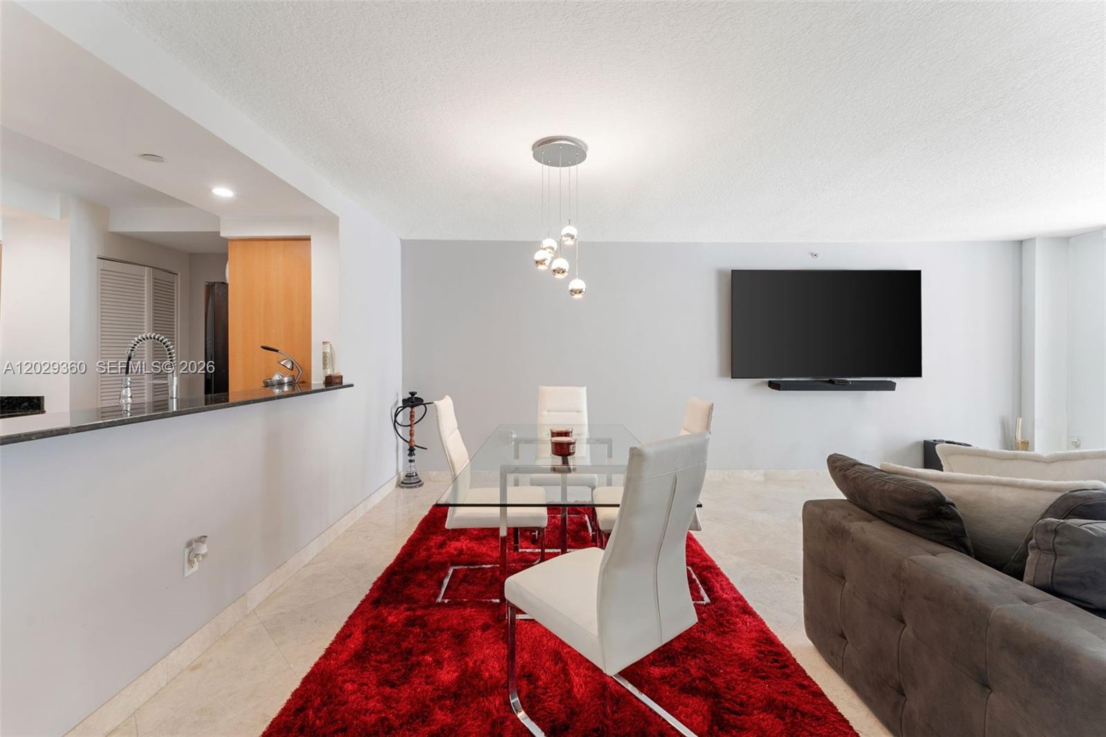 6917 Collins Ave # 607