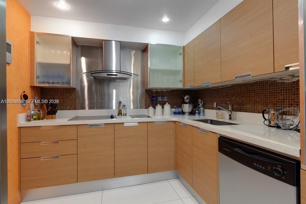 9 Island Ave # 1111