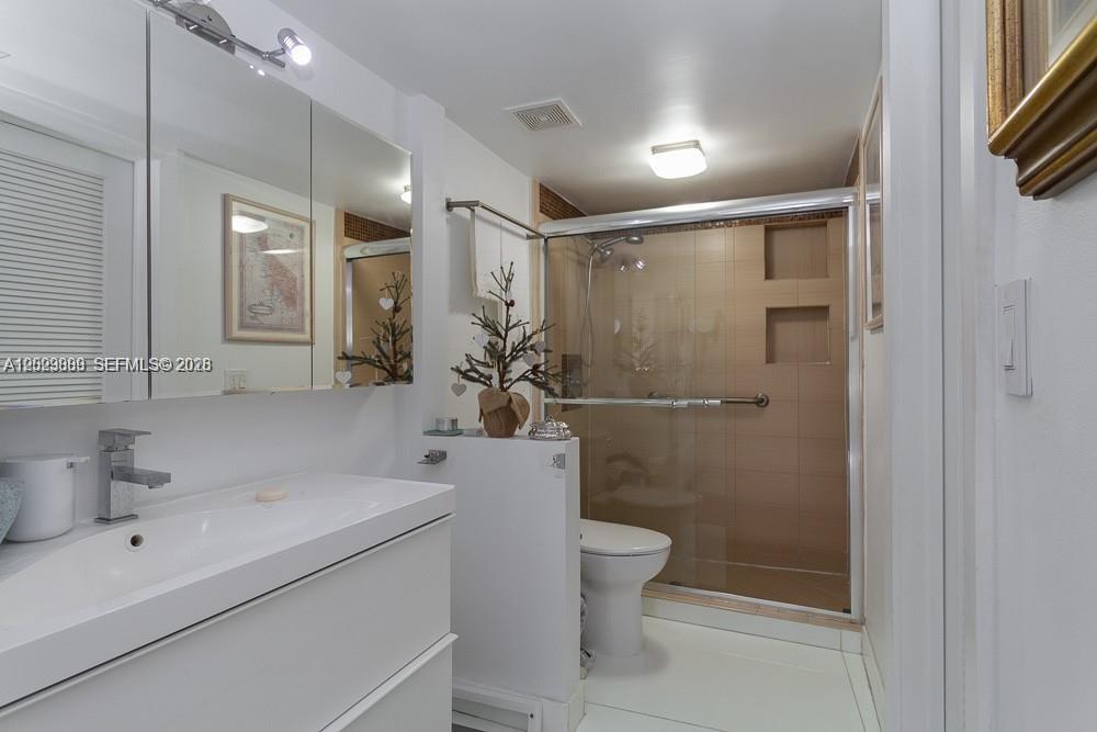 9 Island Ave # 1111