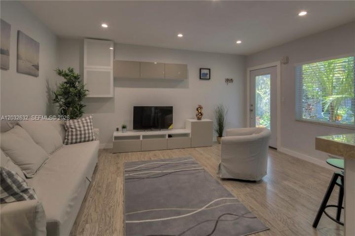 659 Meridian Ave # 10