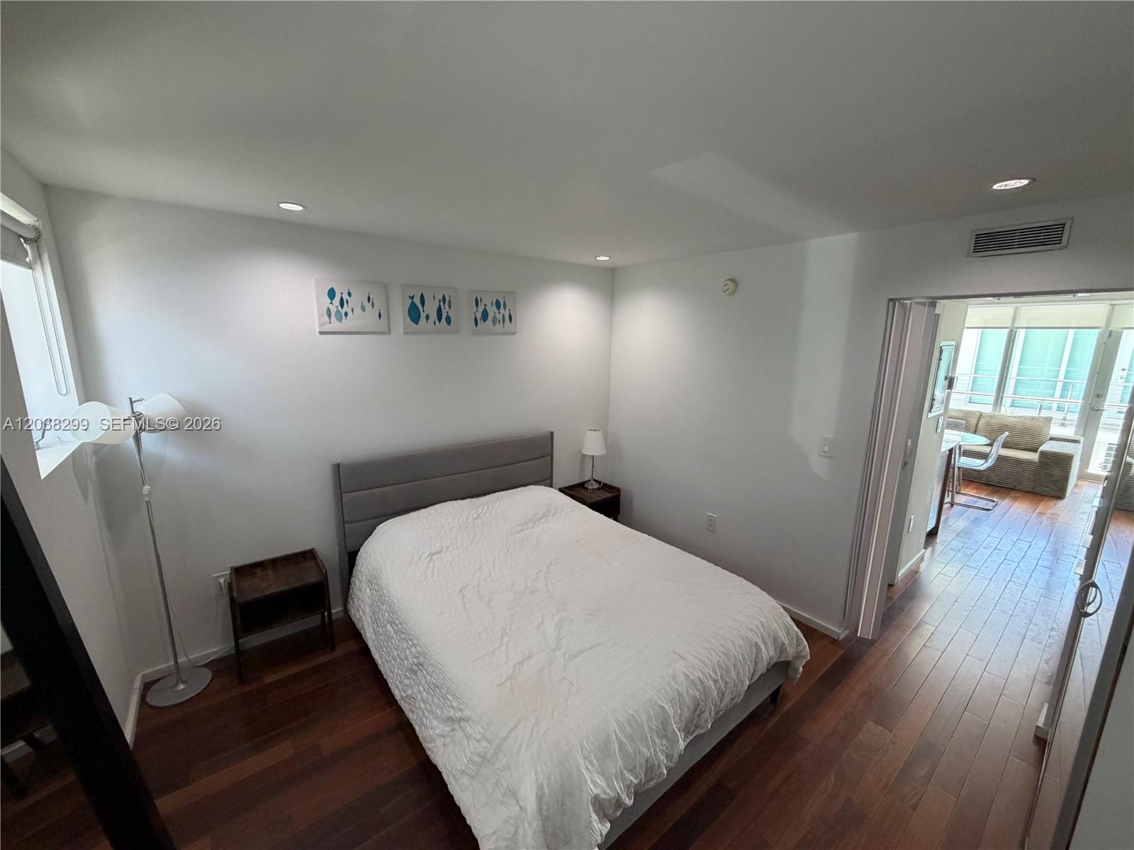 1601 West Ave # 212