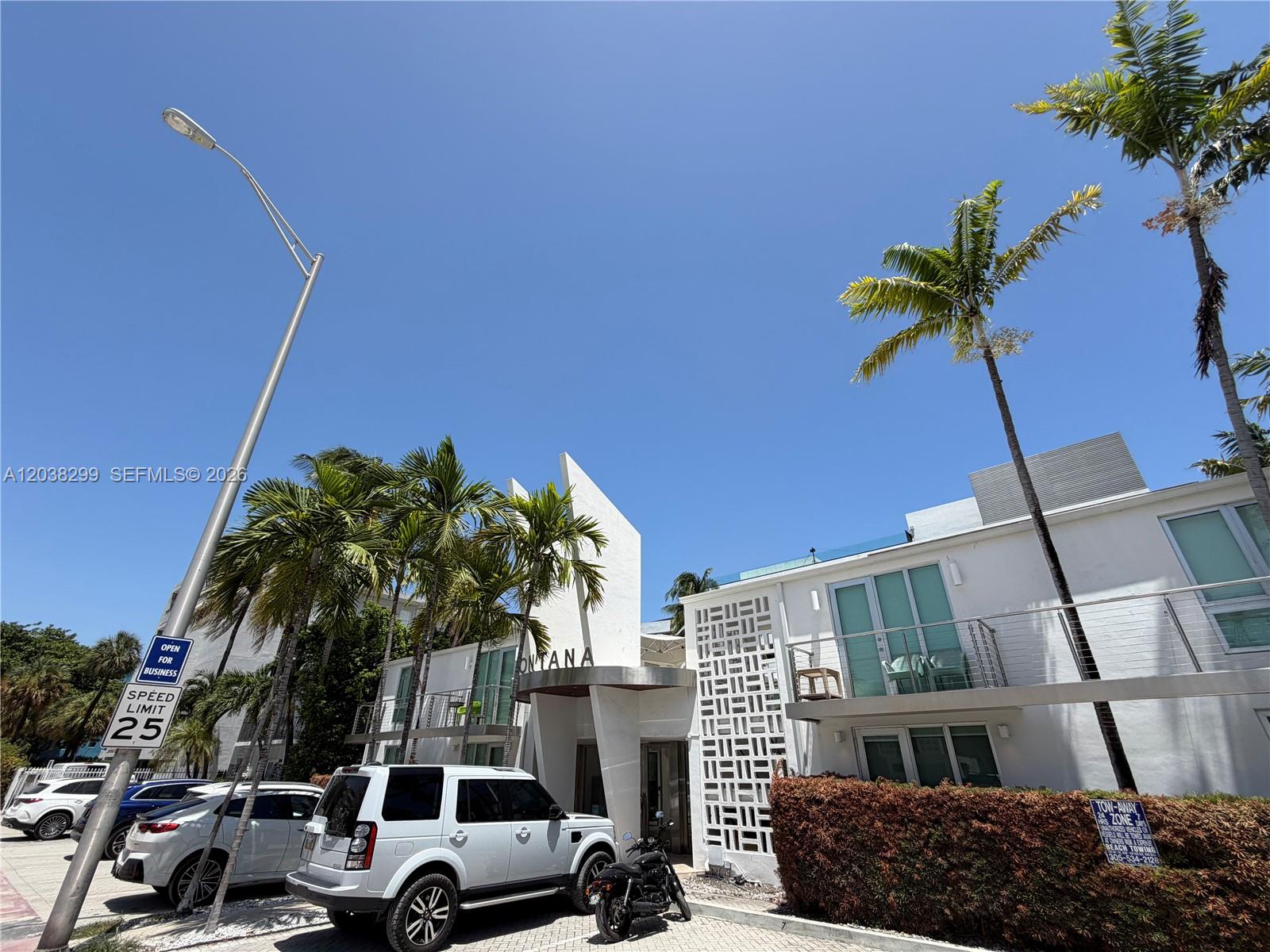 1601 West Ave # 212
