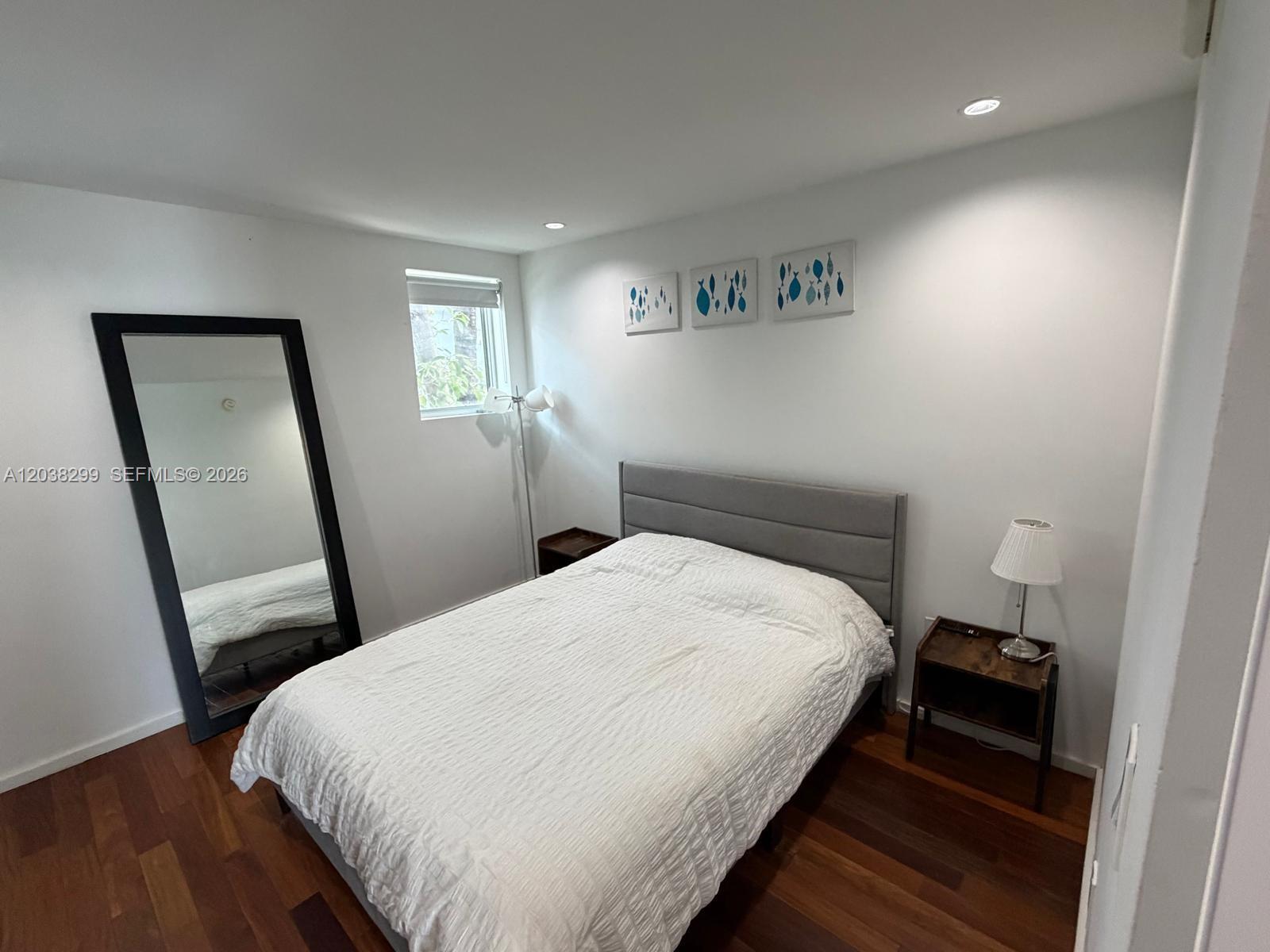 1601 West Ave # 212