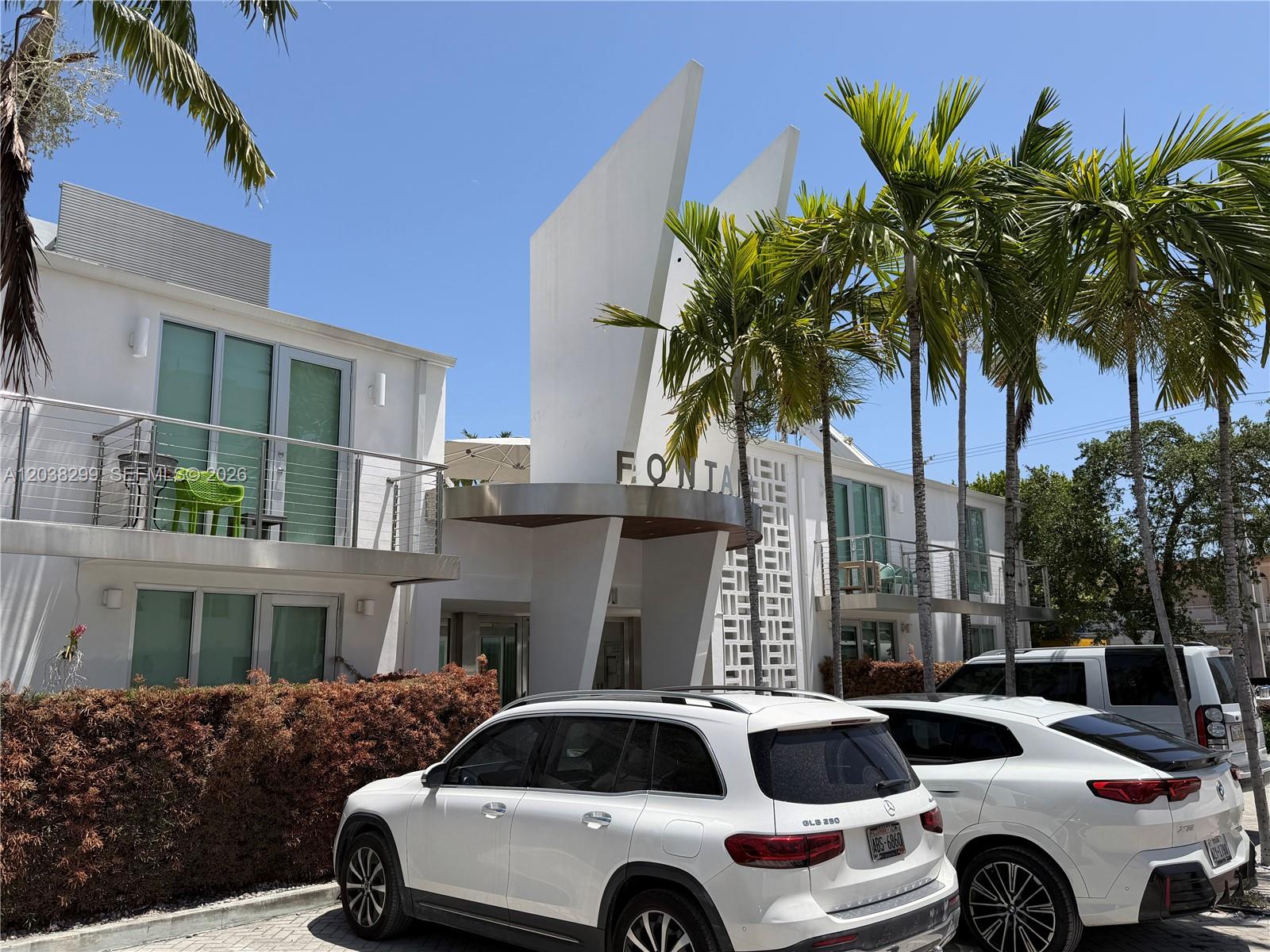 1601 West Ave # 212