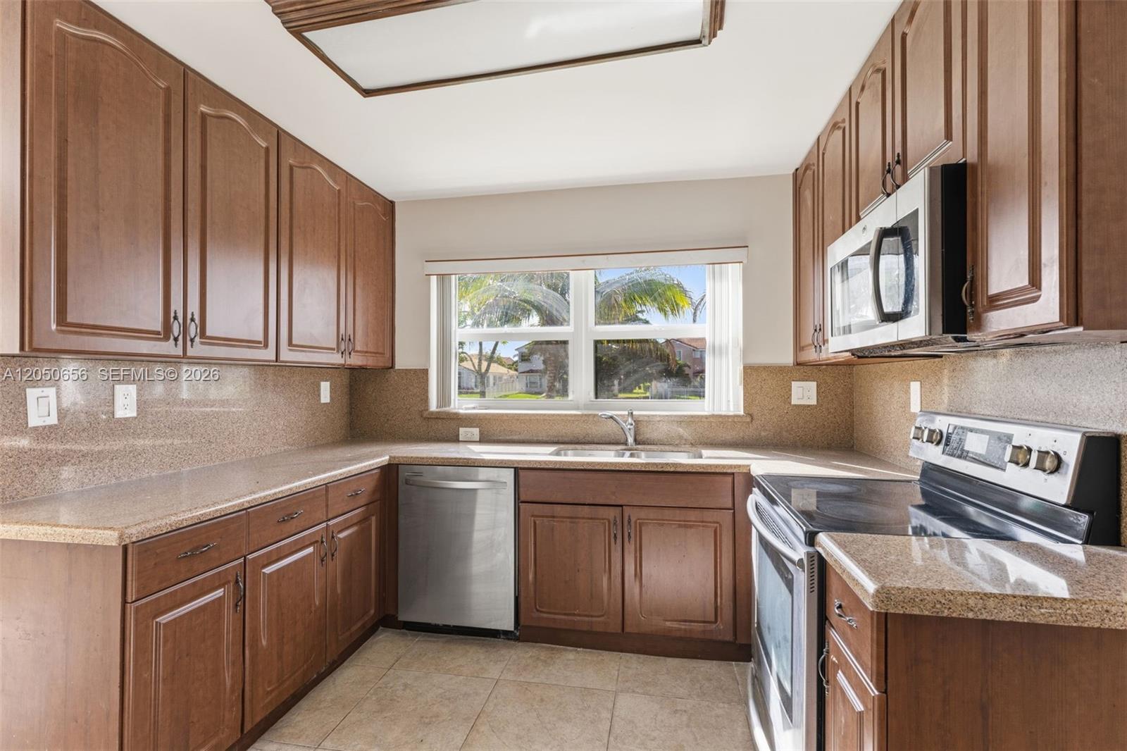 1273 NW 192nd Ter