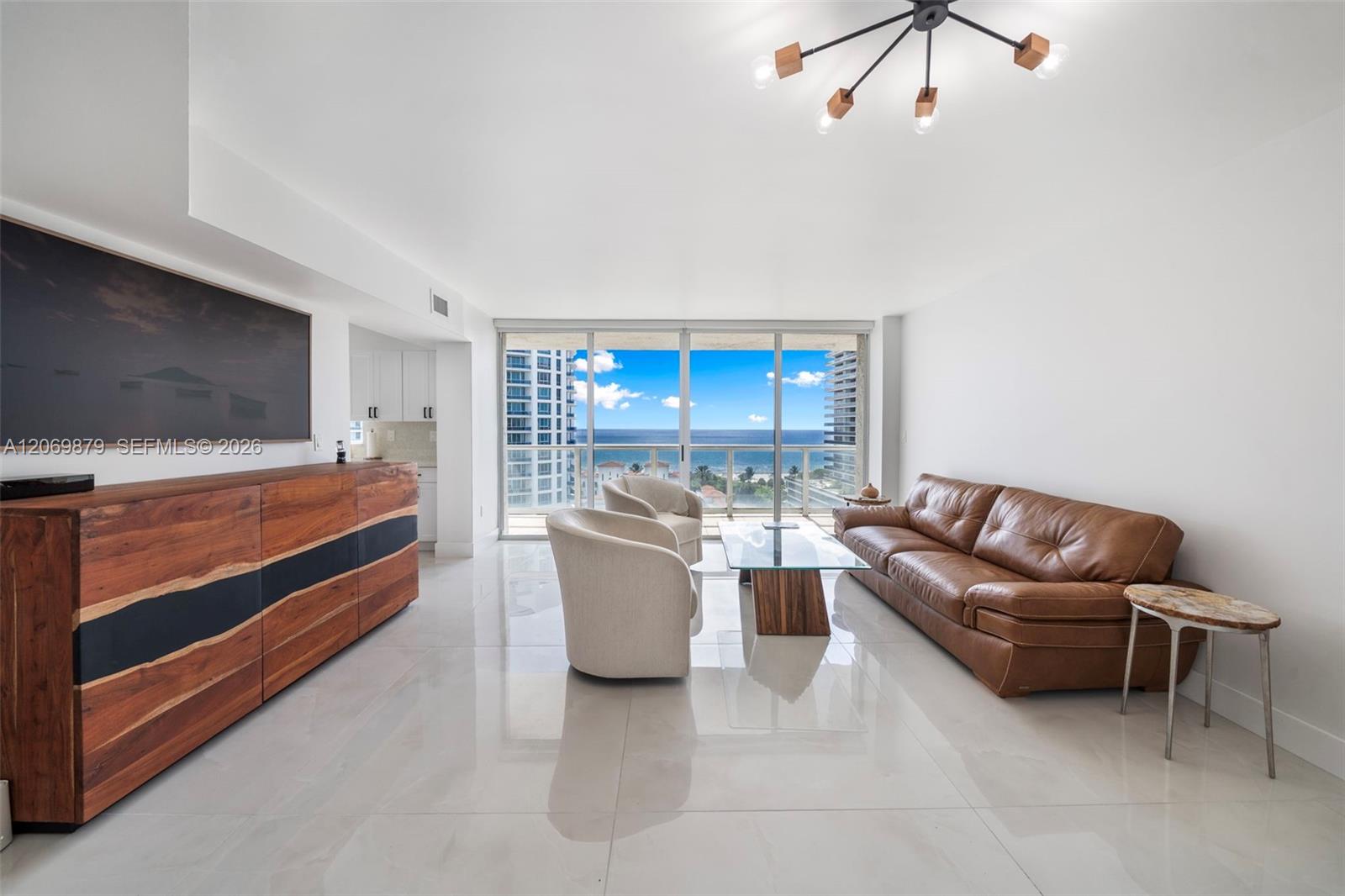 5900 Collins Ave # 1204