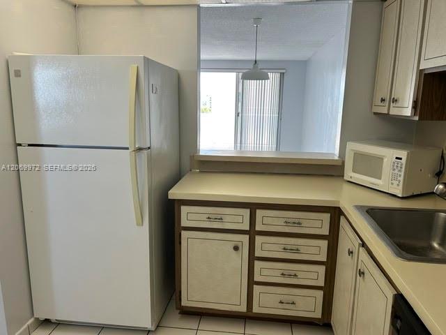 1331 Lincoln Rd # 905