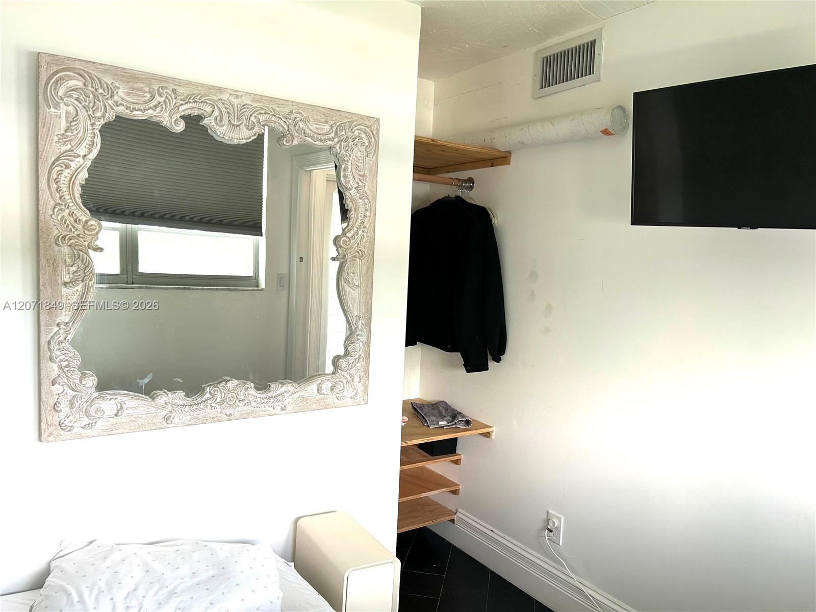 360 Meridian Ave # 6E