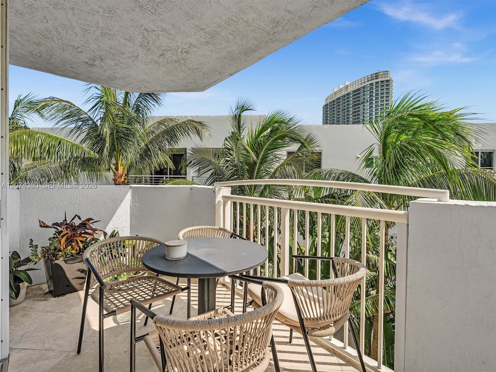 1621 Bay Rd # 408