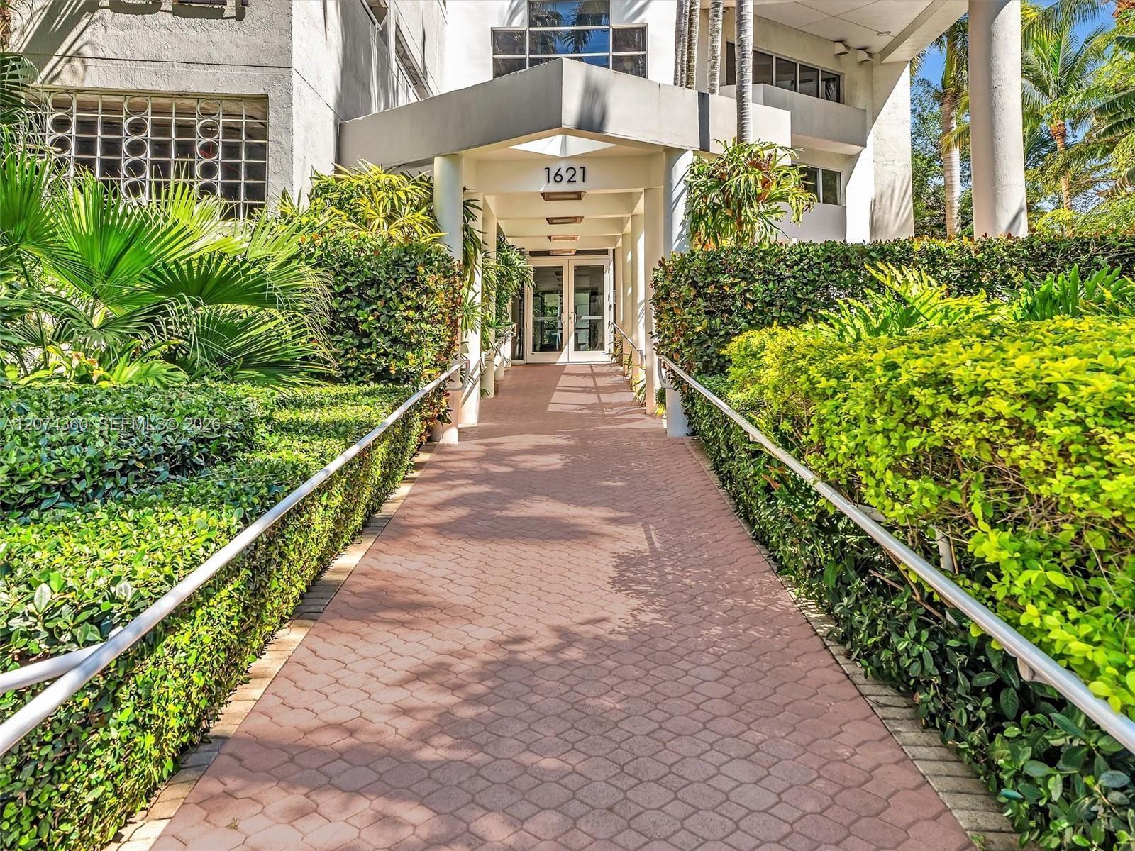1621 Bay Rd # 408
