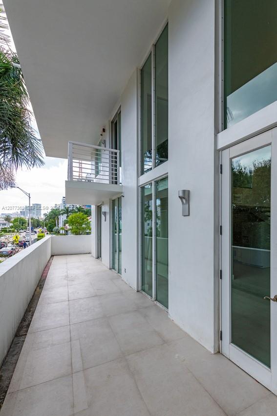 1428 West Ave # 202