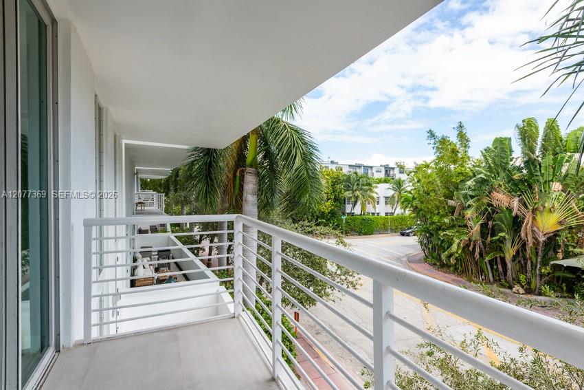 1428 West Ave # 202