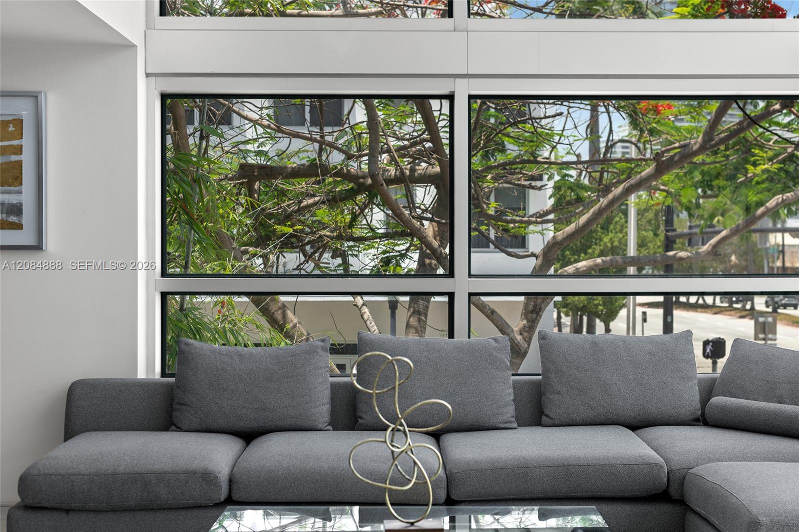 421 Meridian Ave # 11