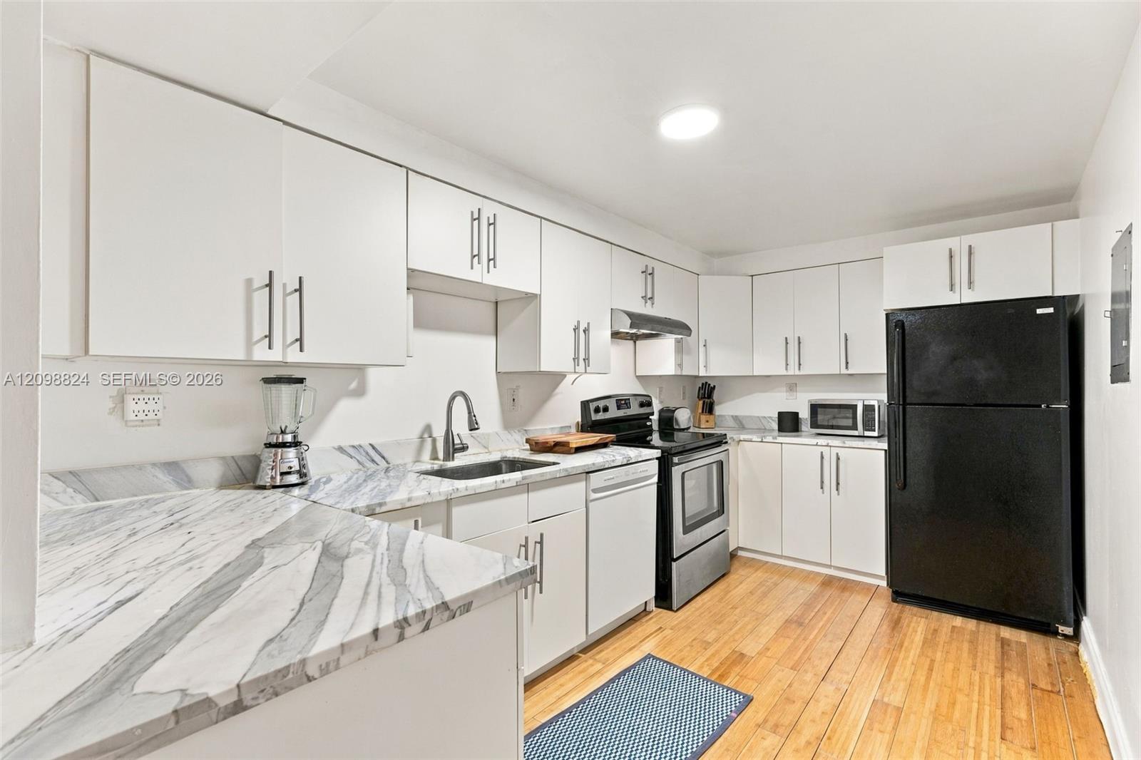 1051 Meridian Ave # 1E