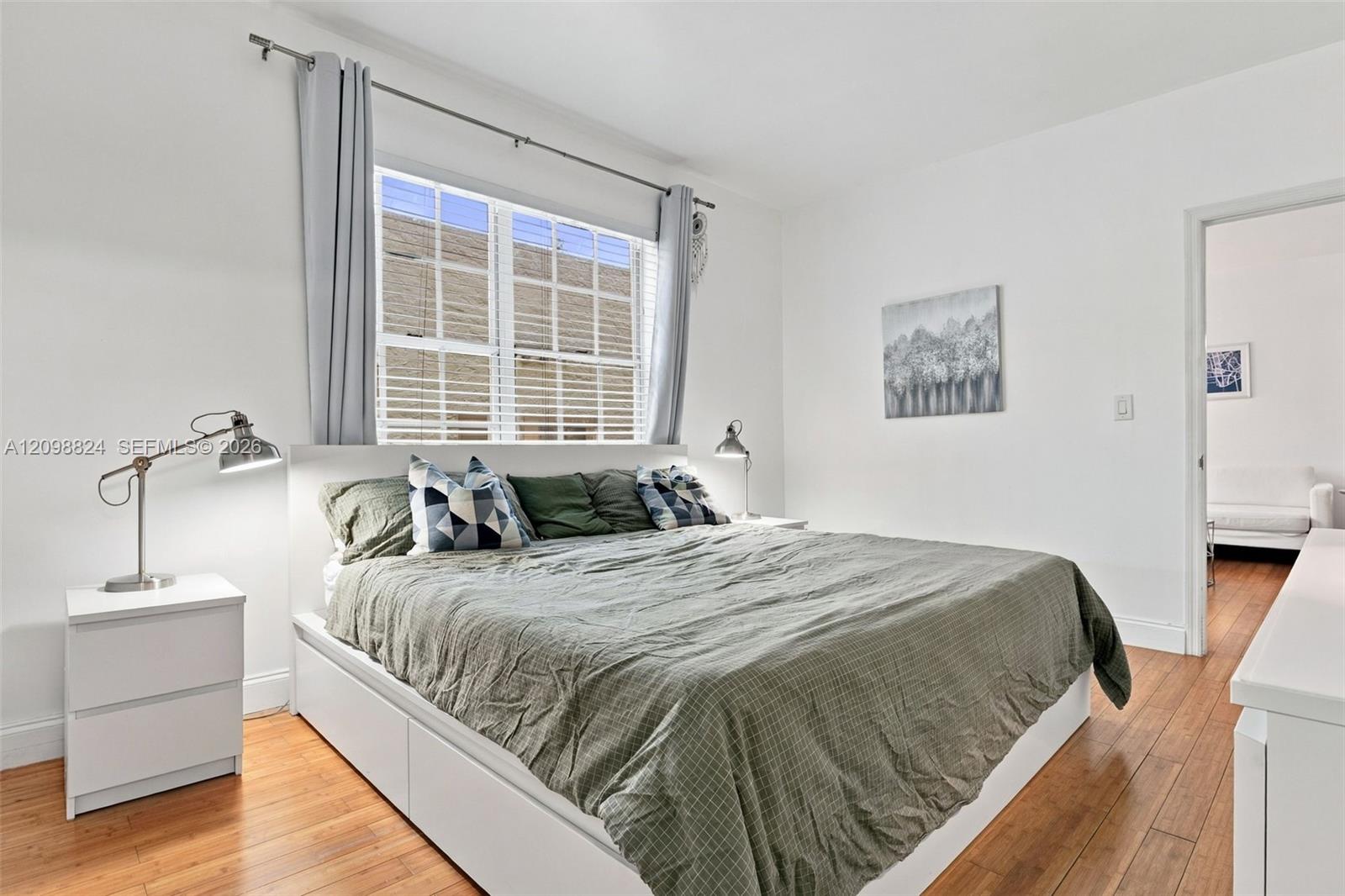 1051 Meridian Ave # 1E