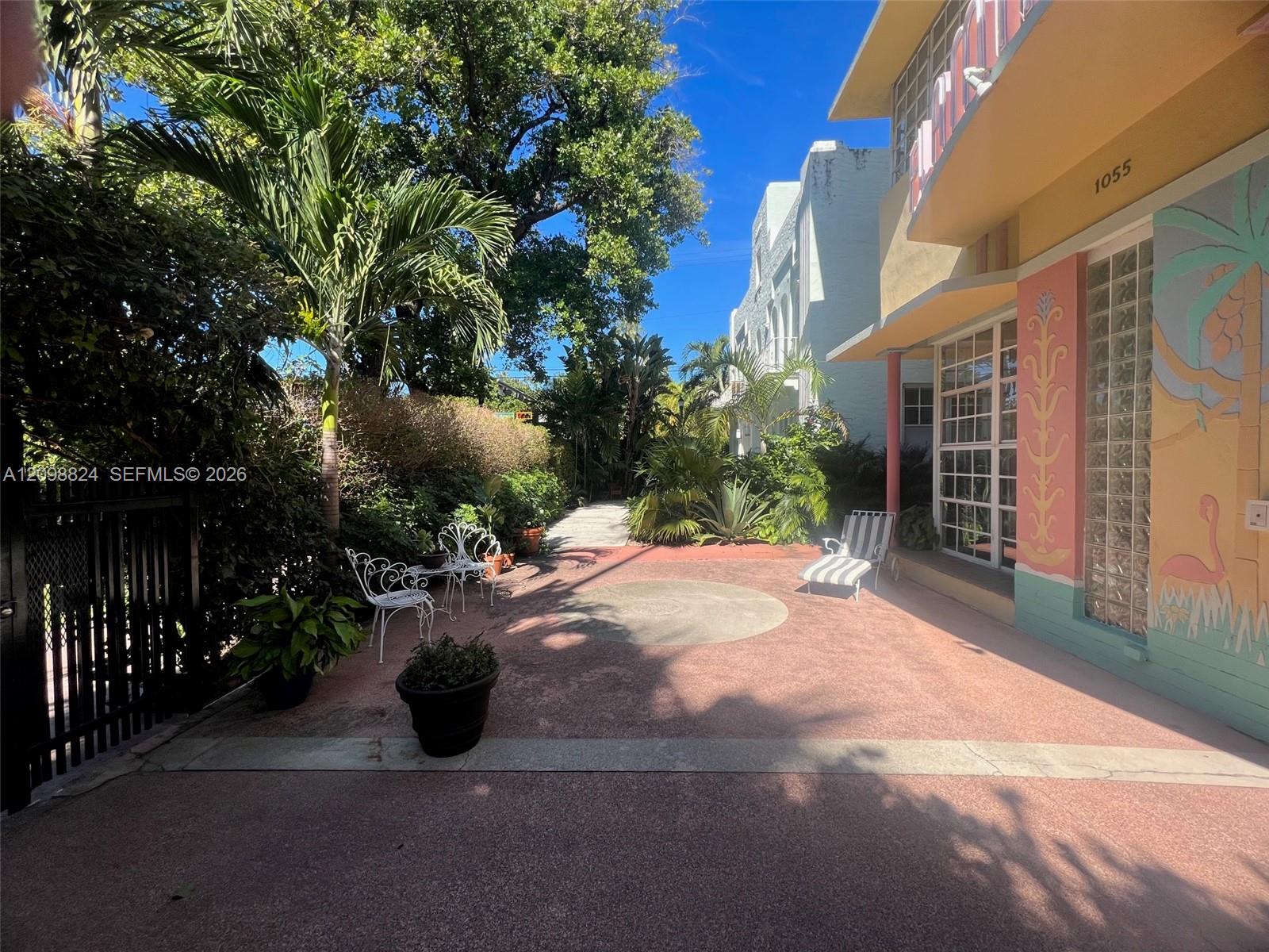 1051 Meridian Ave # 1E