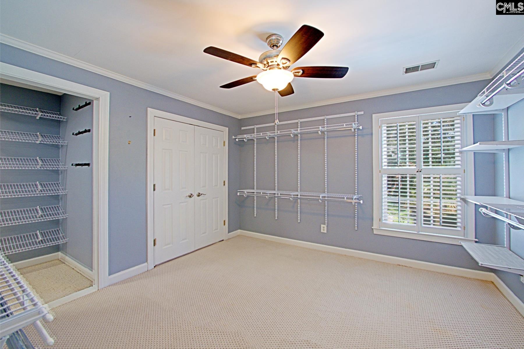1 Oakmist Ct
