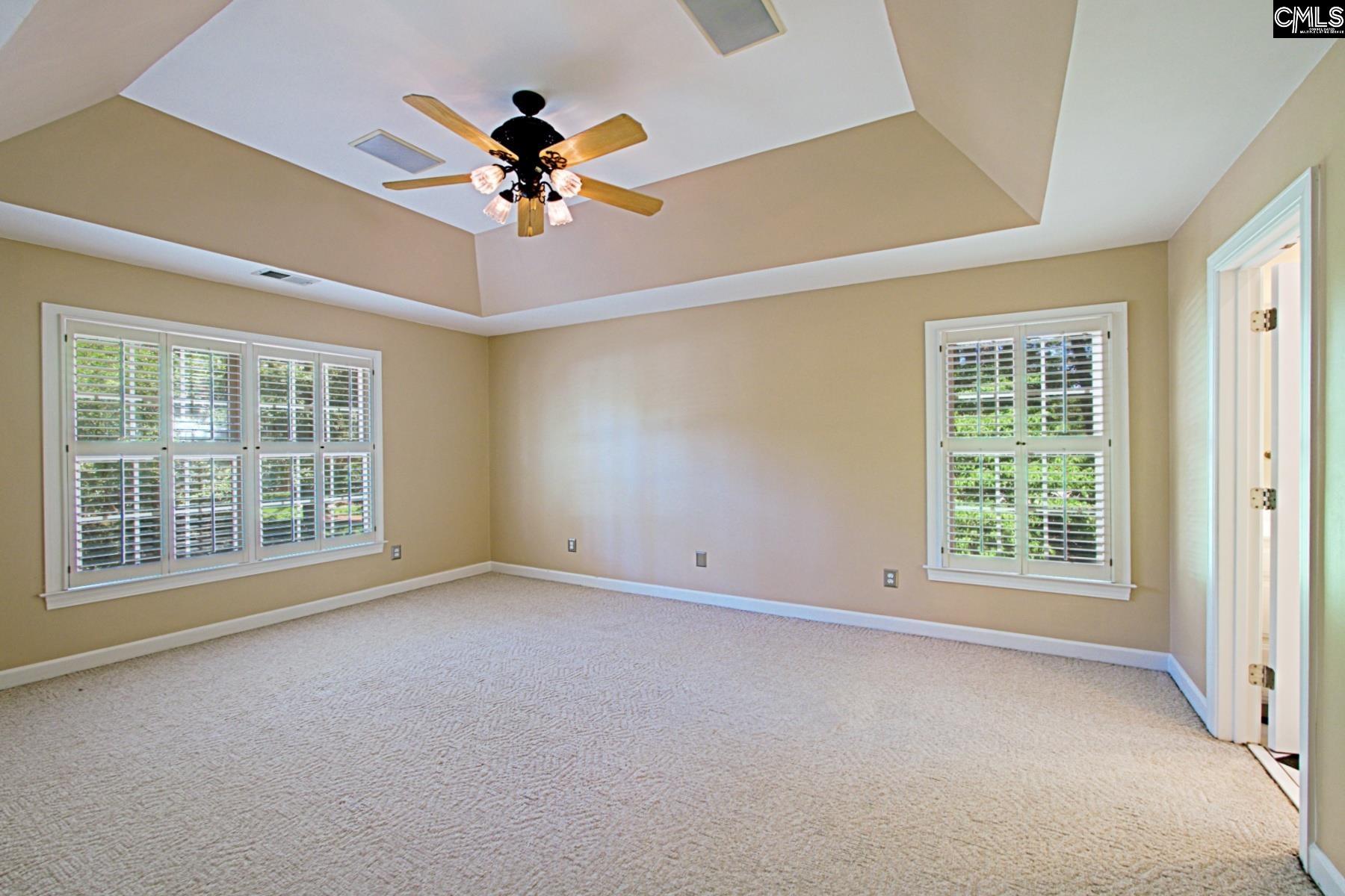 1 Oakmist Ct