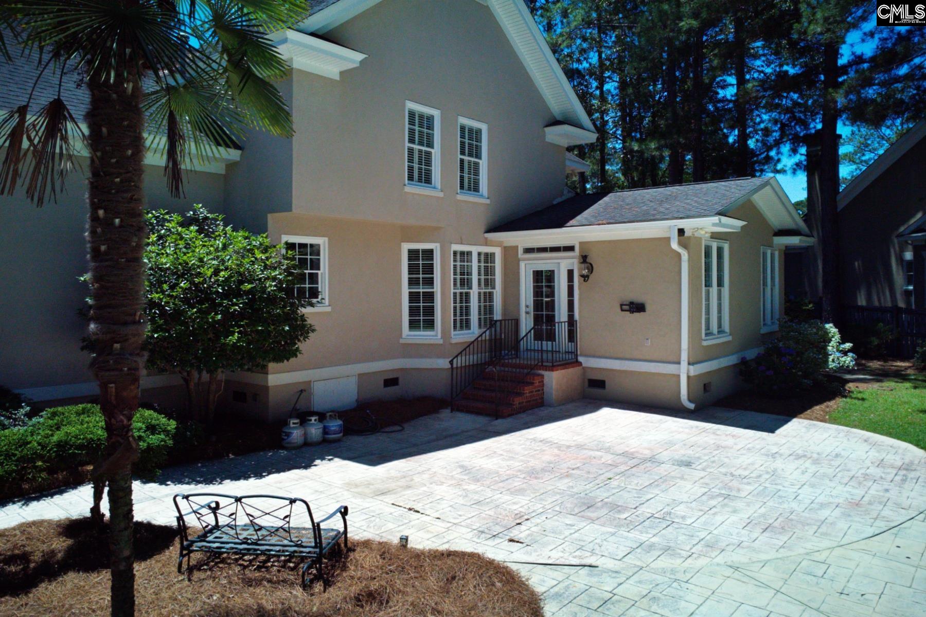 1 Oakmist Ct