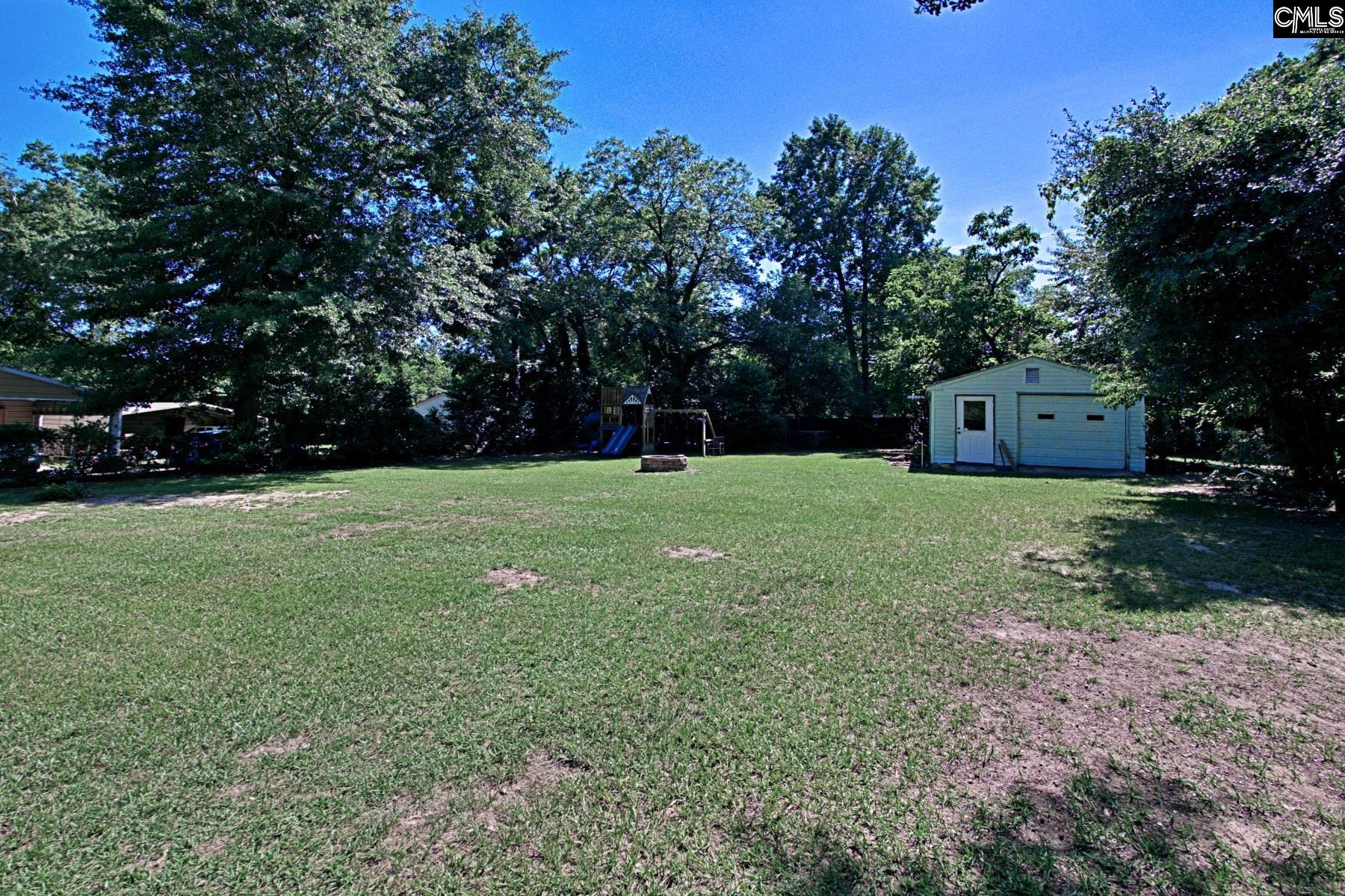 621 Hook Ave