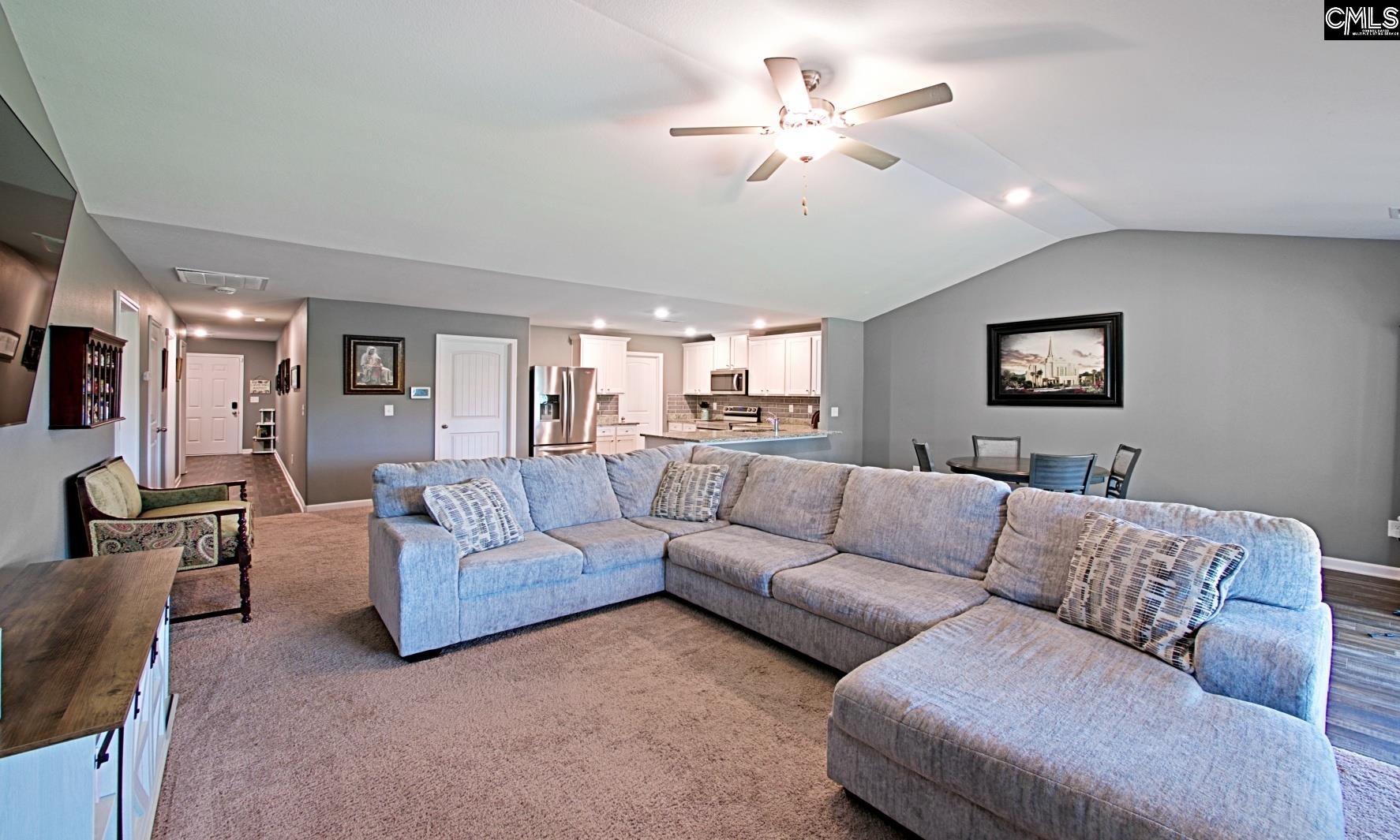244 Sundew Rd