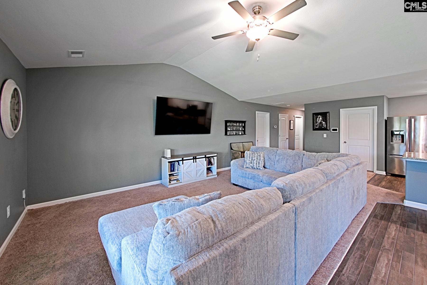 244 Sundew Rd