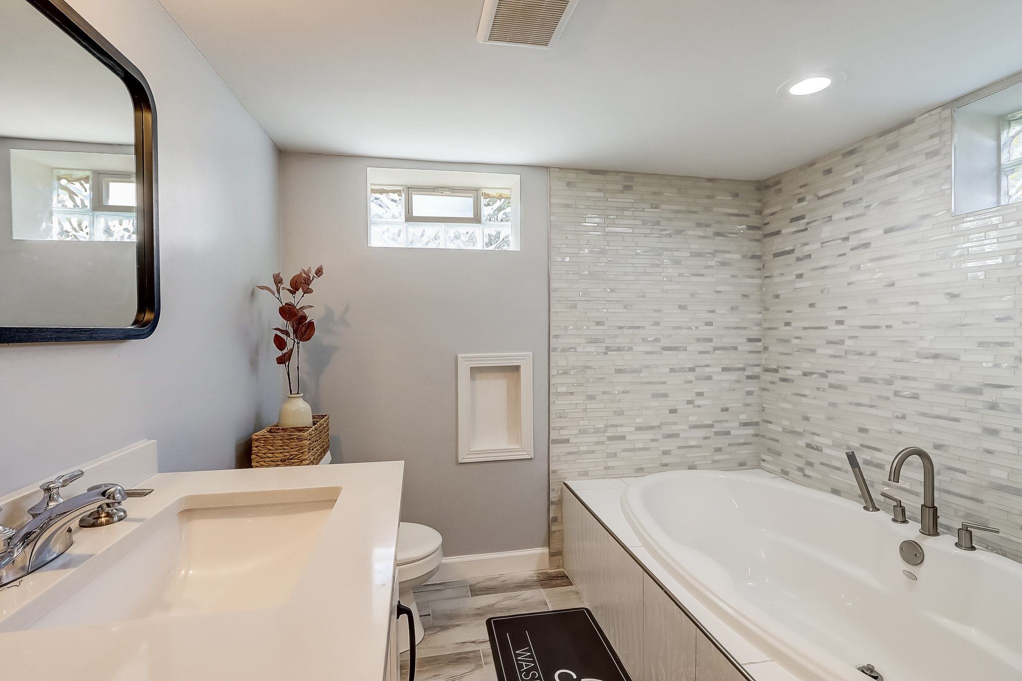 321 Washington Street