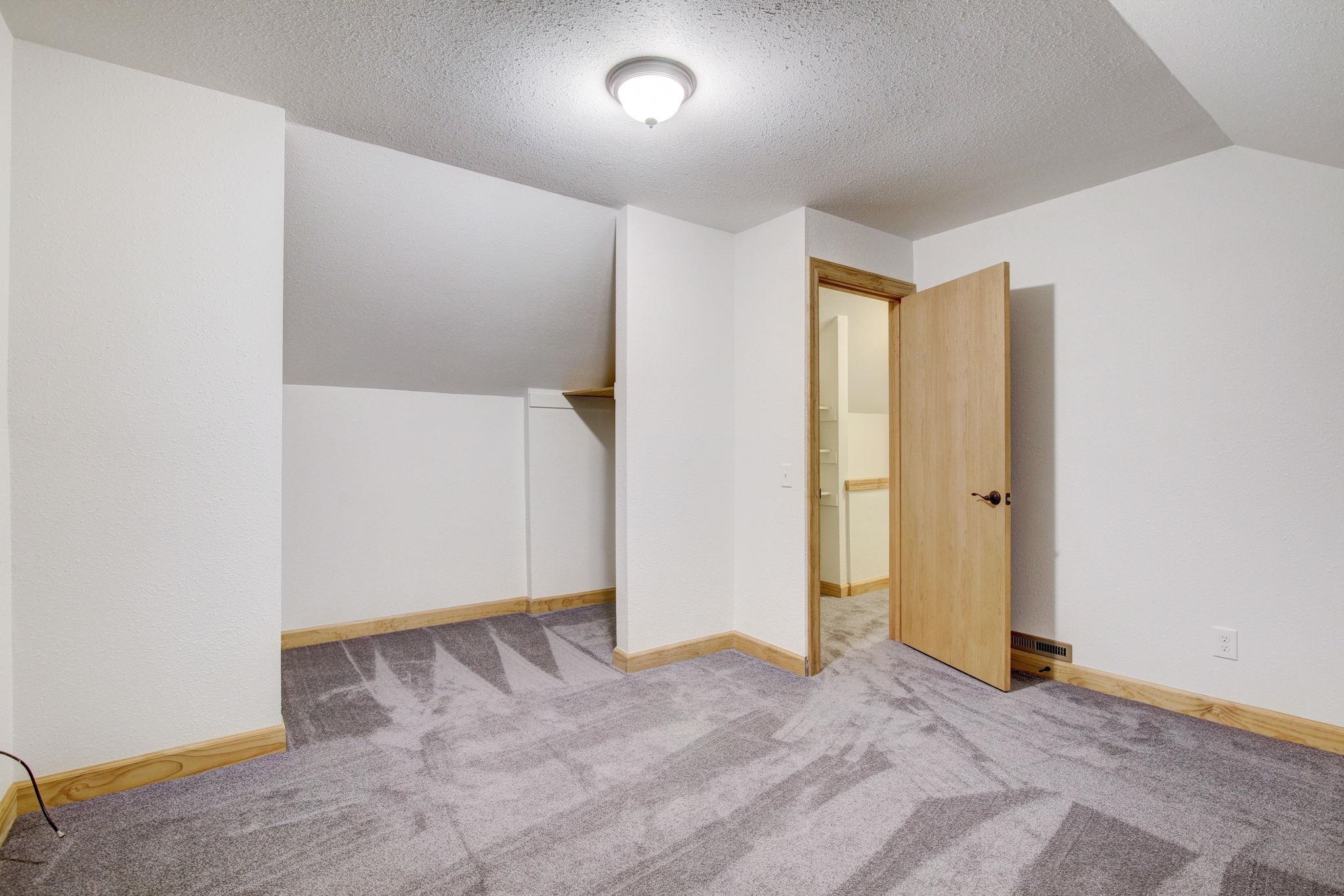 324 W Prospect Street