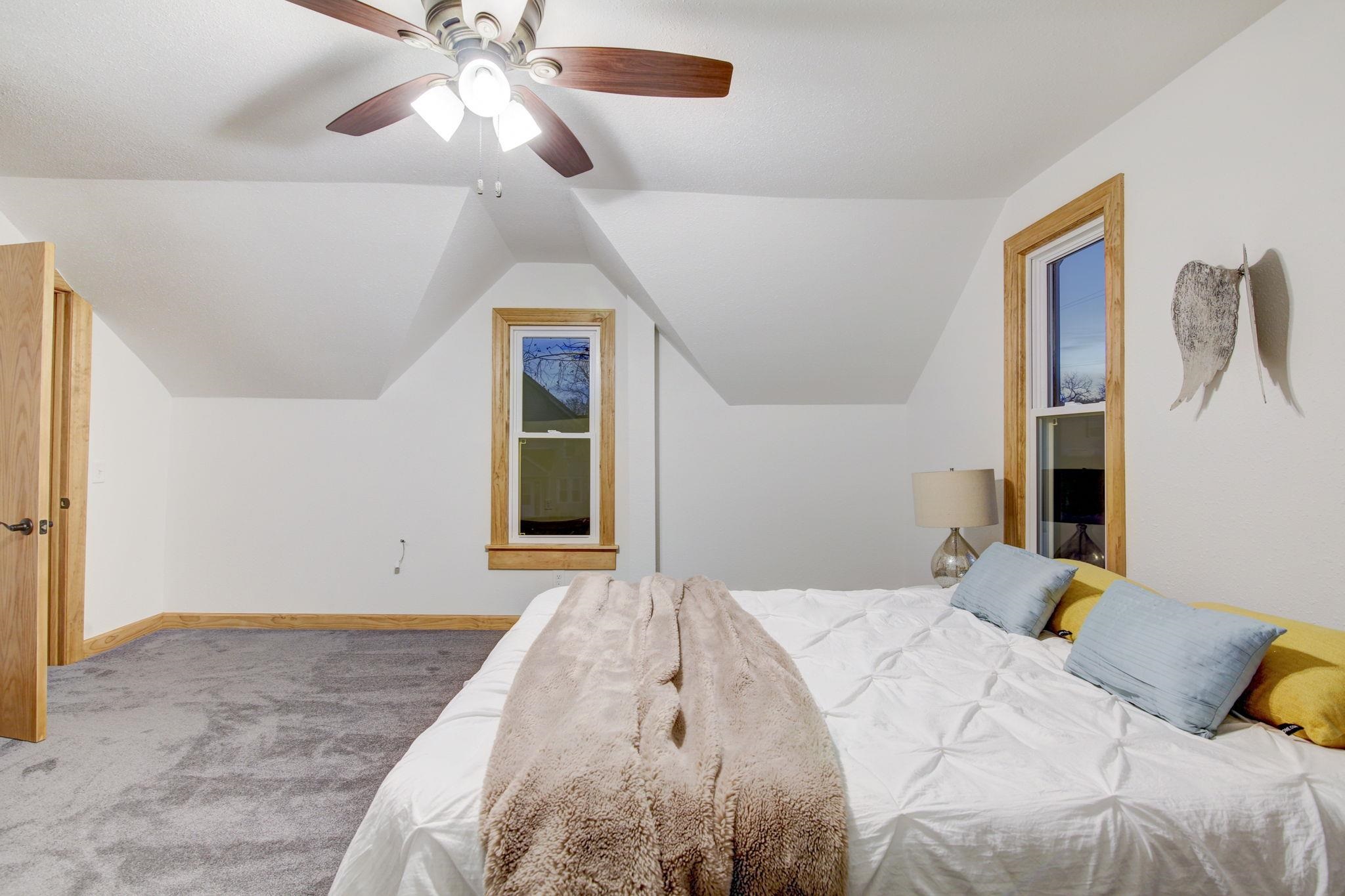 324 W Prospect Street