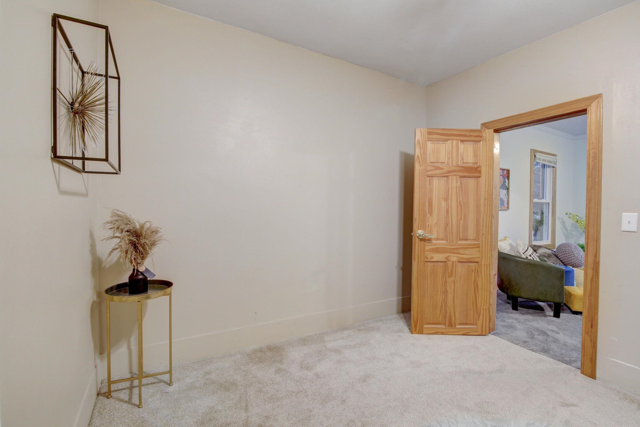 324 W Prospect Street