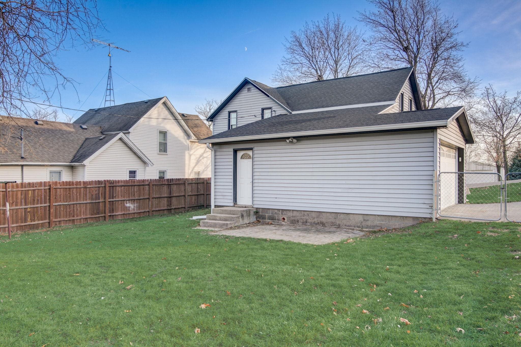 324 W Prospect Street