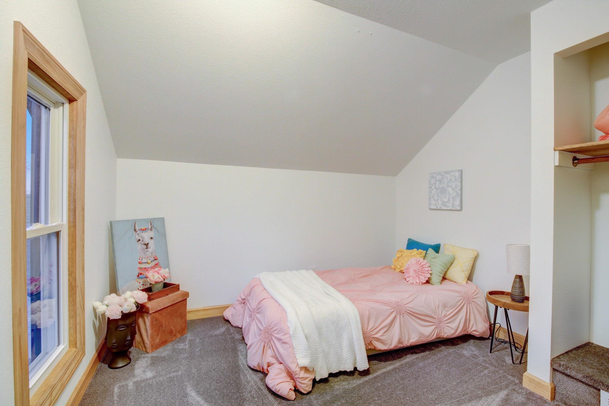 324 W Prospect Street