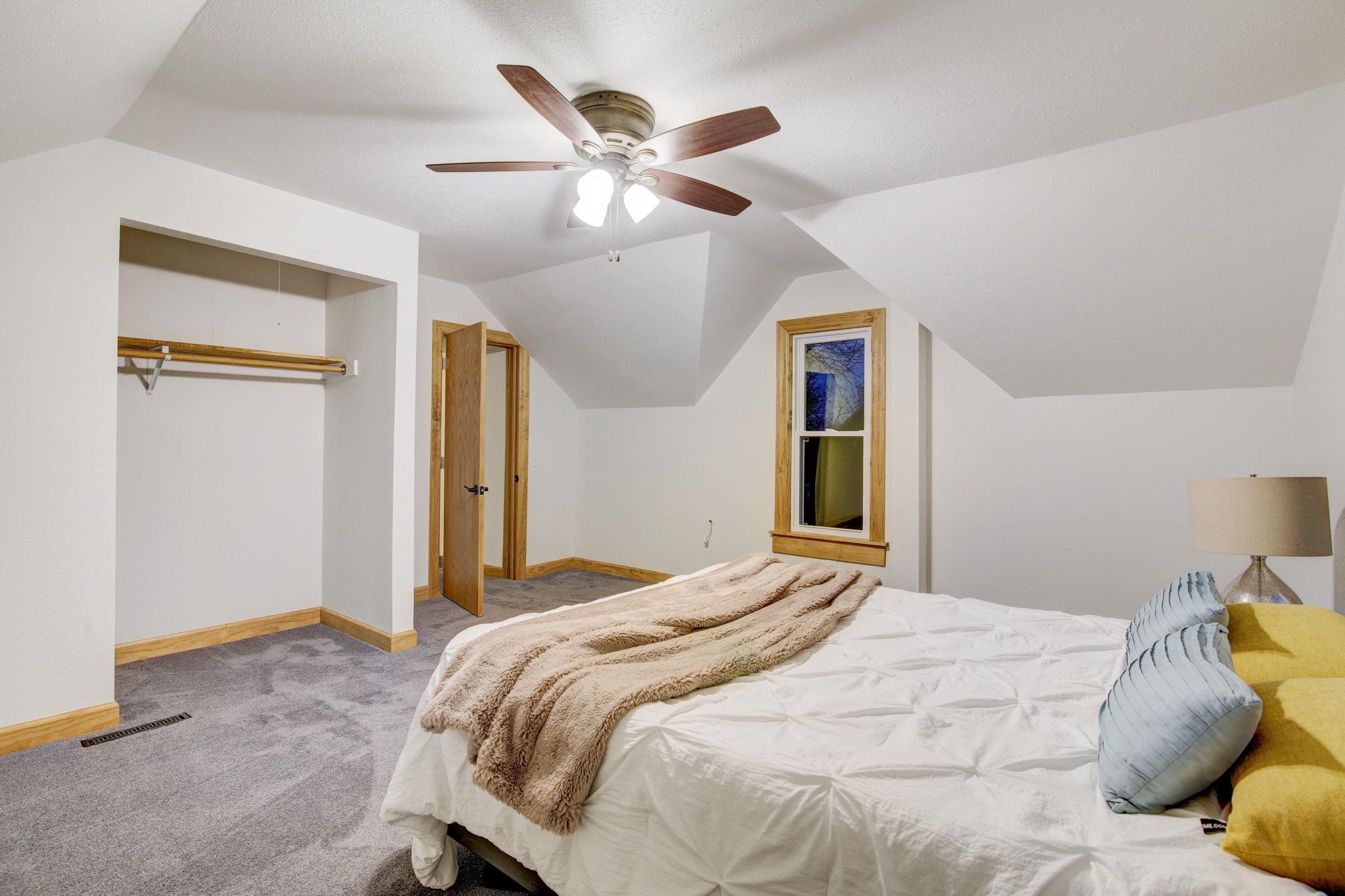 324 W Prospect Street