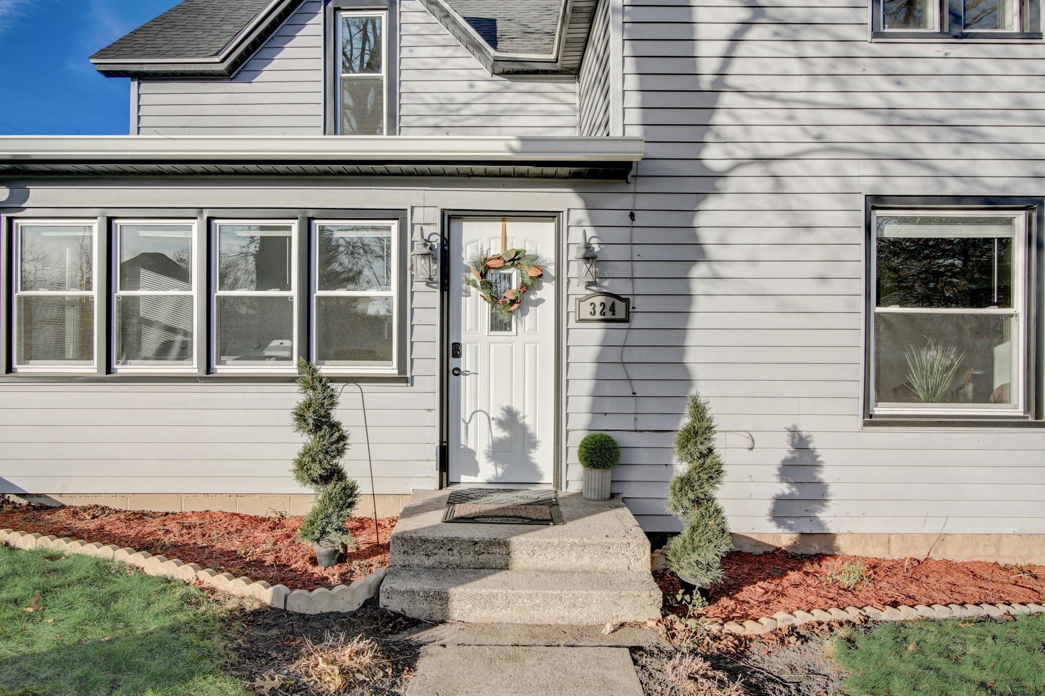 324 W Prospect Street