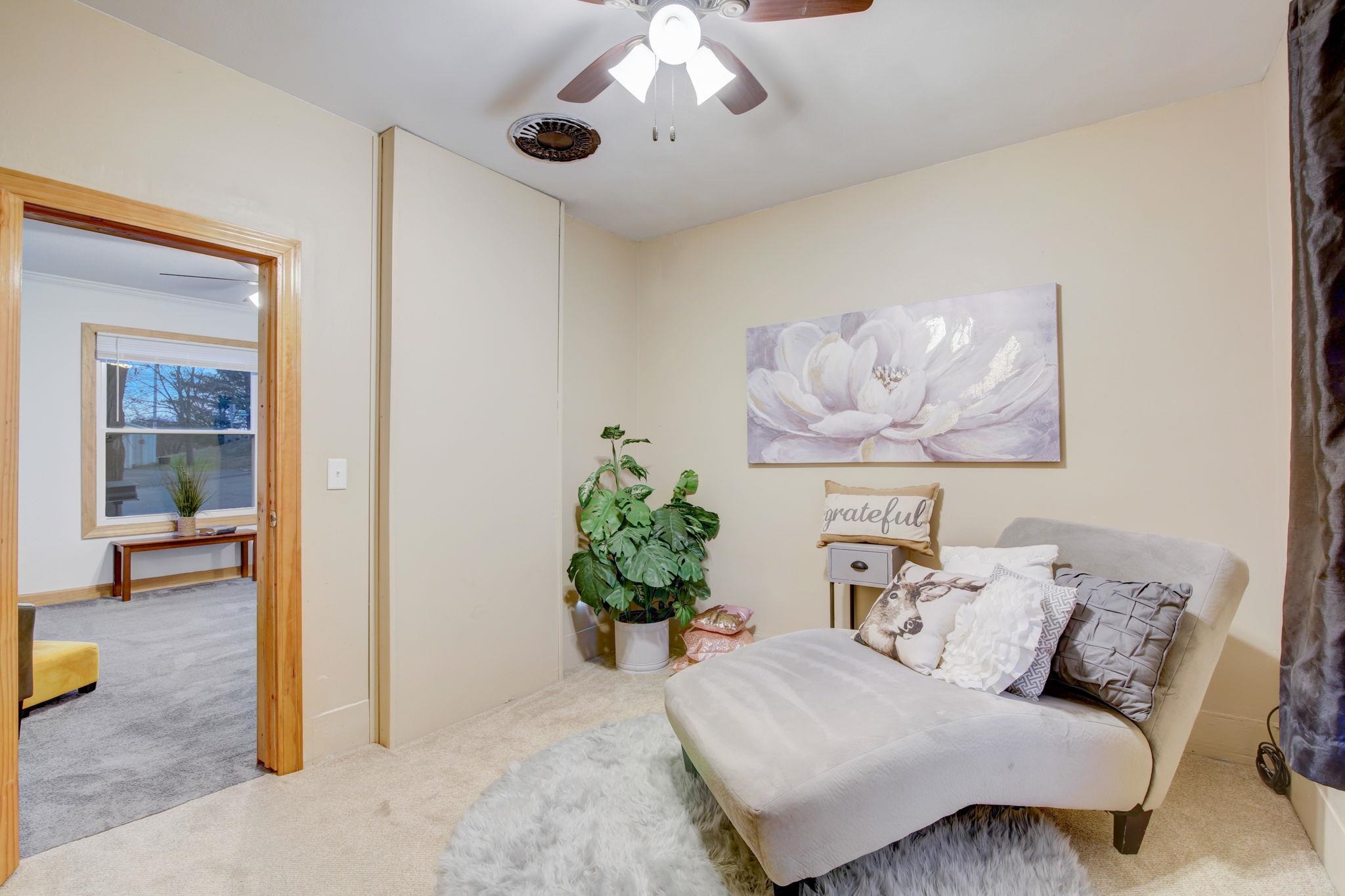 324 W Prospect Street