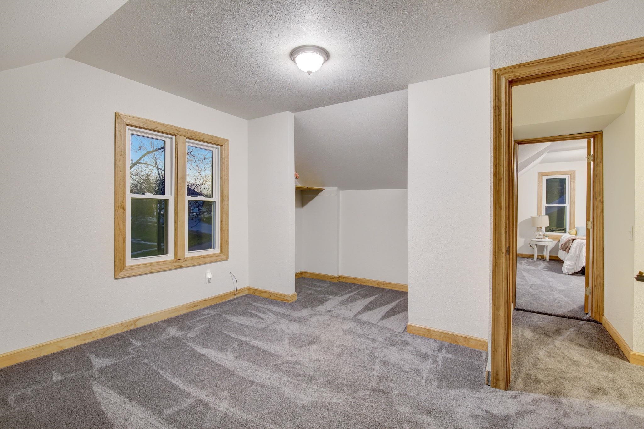 324 W Prospect Street