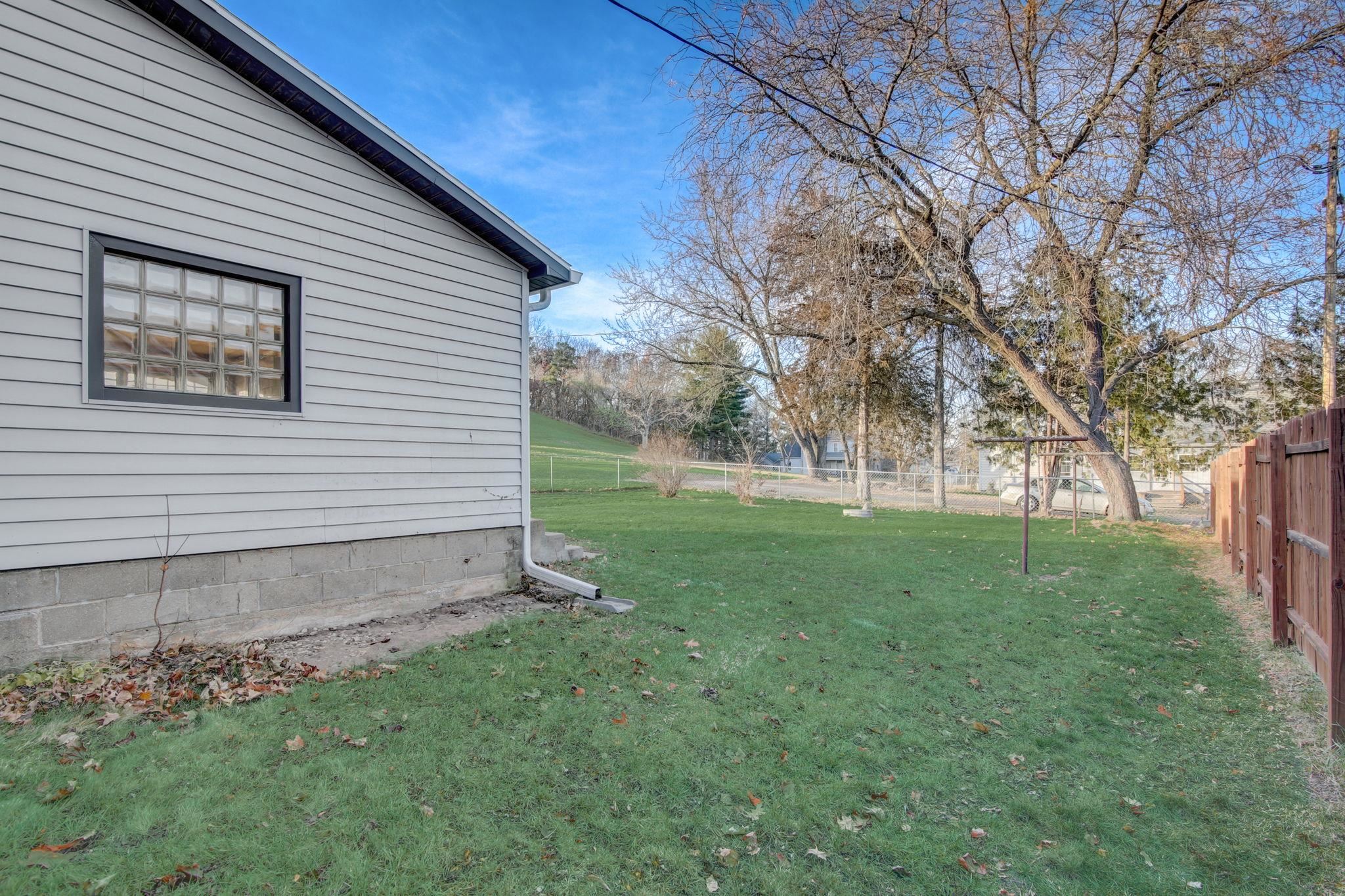 324 W Prospect Street