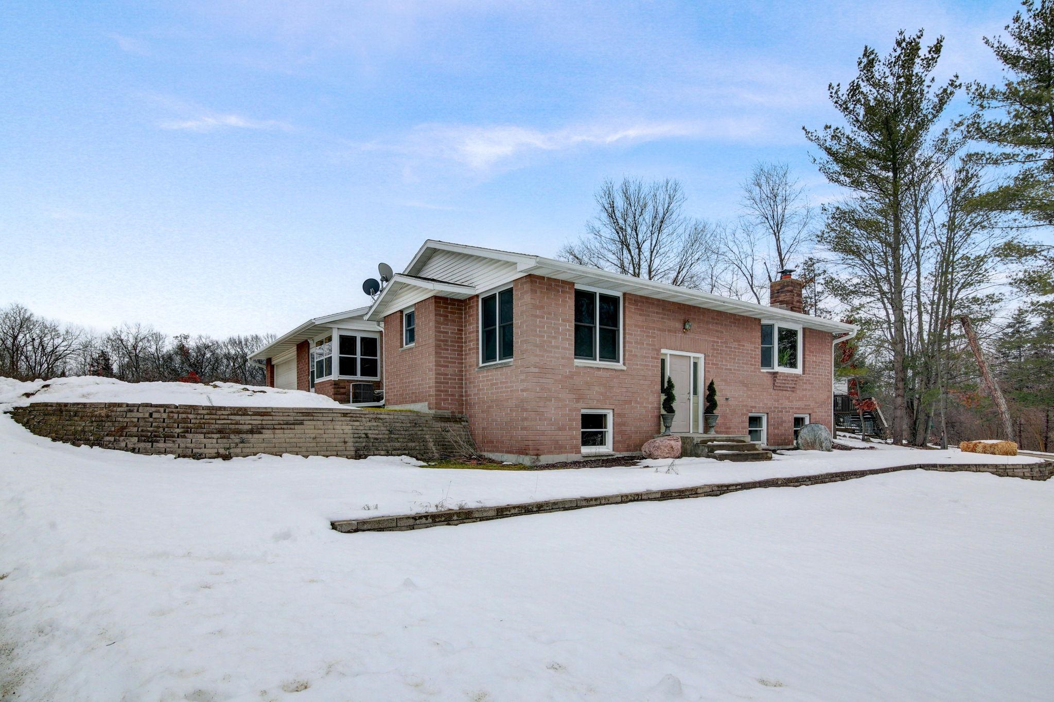 N6726 Blackhawk Road