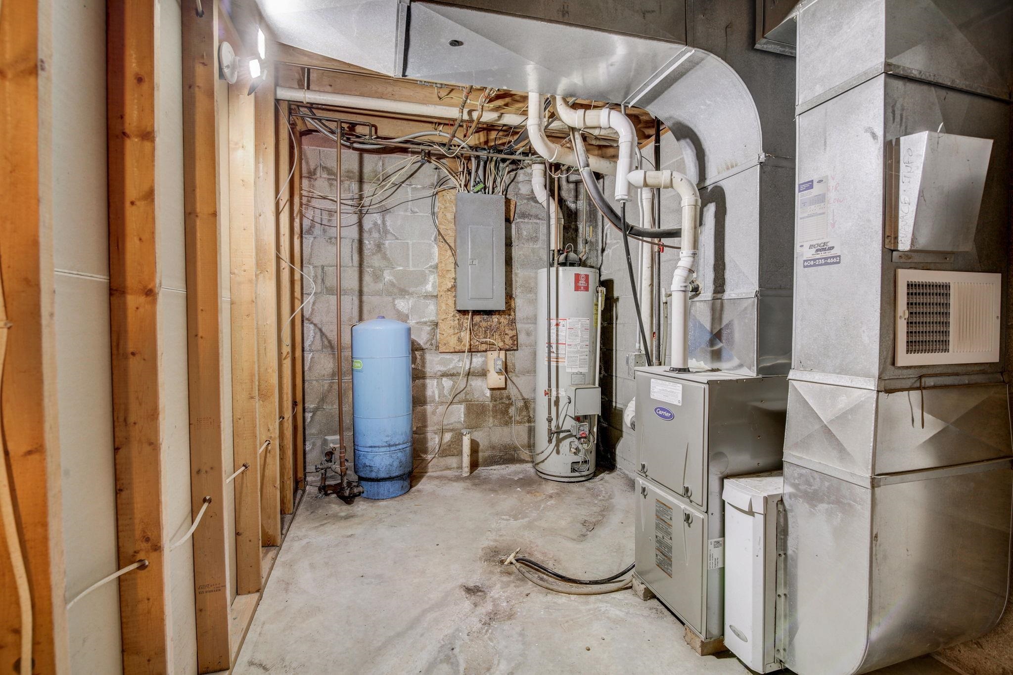 N6726 Blackhawk Road