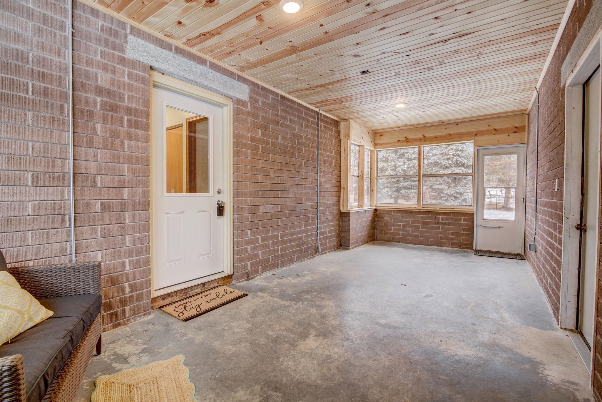 N6726 Blackhawk Road