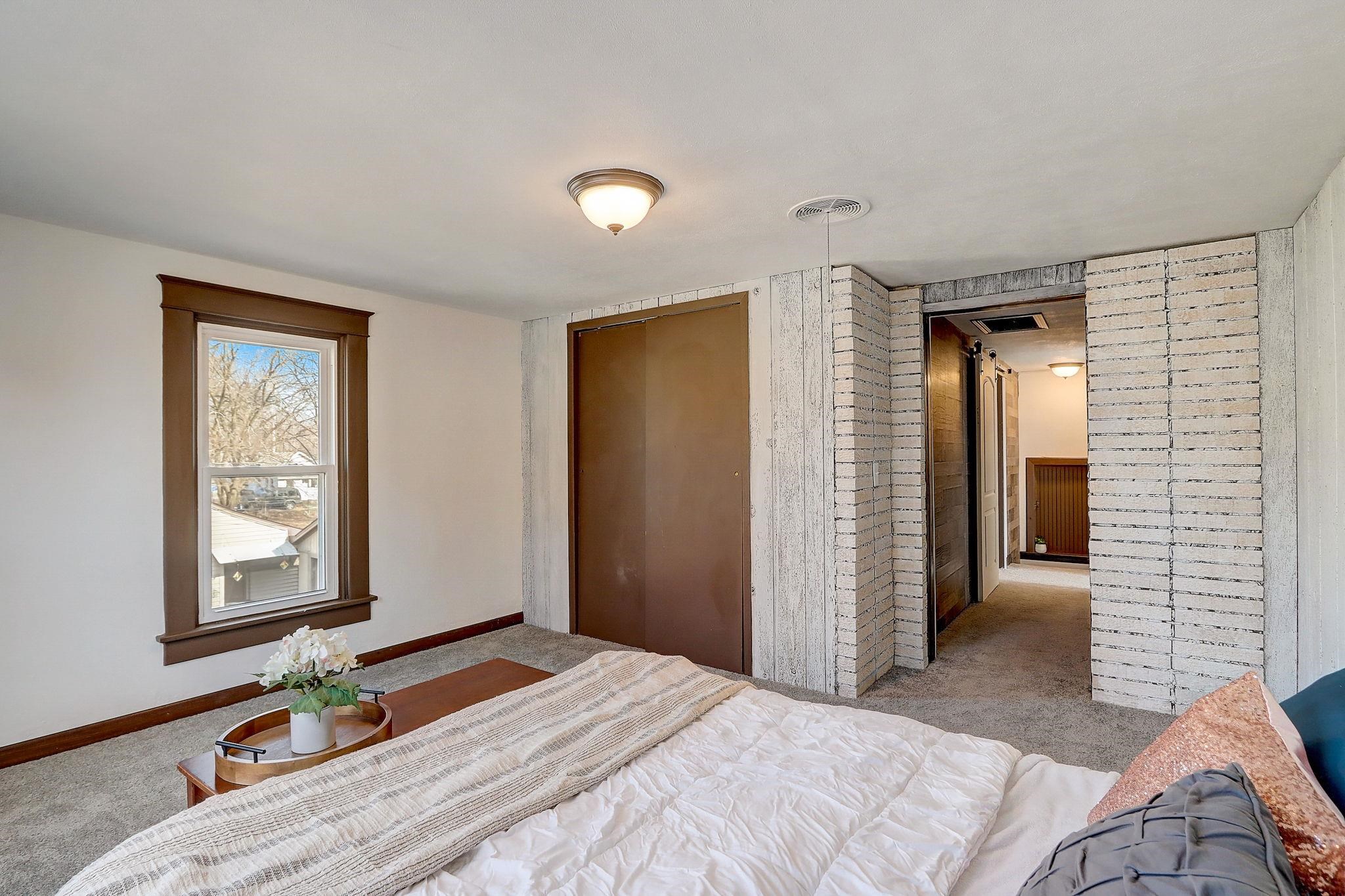 416 E Carroll Street